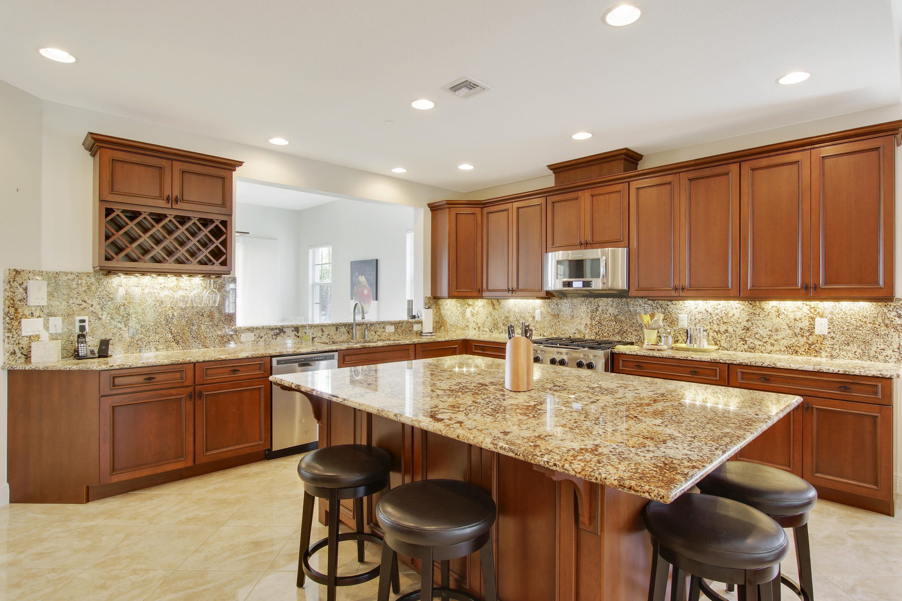 13587 Treasure Cove Circle Property Photo 6