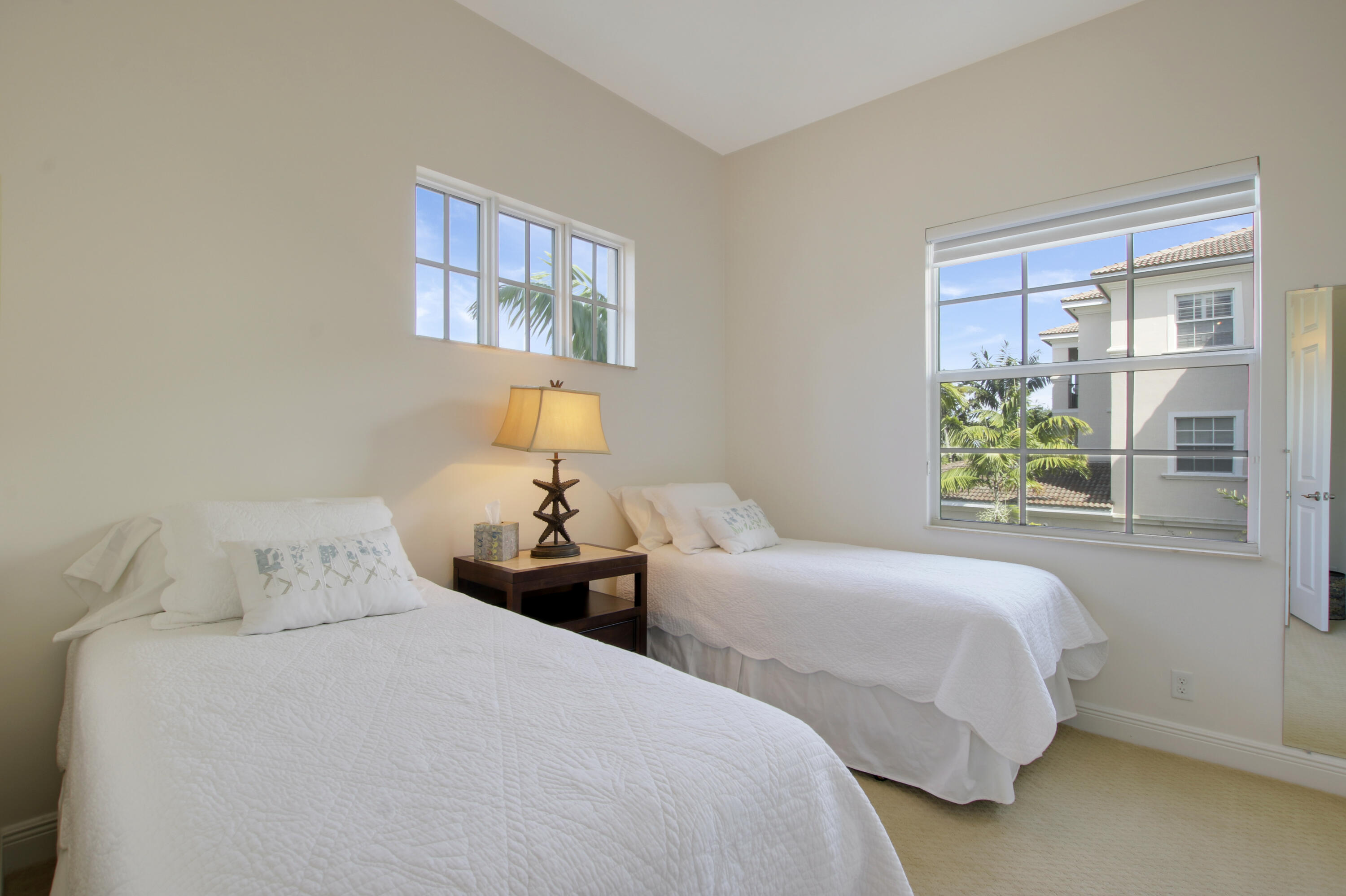 13587 Treasure Cove Circle Property Photo 12
