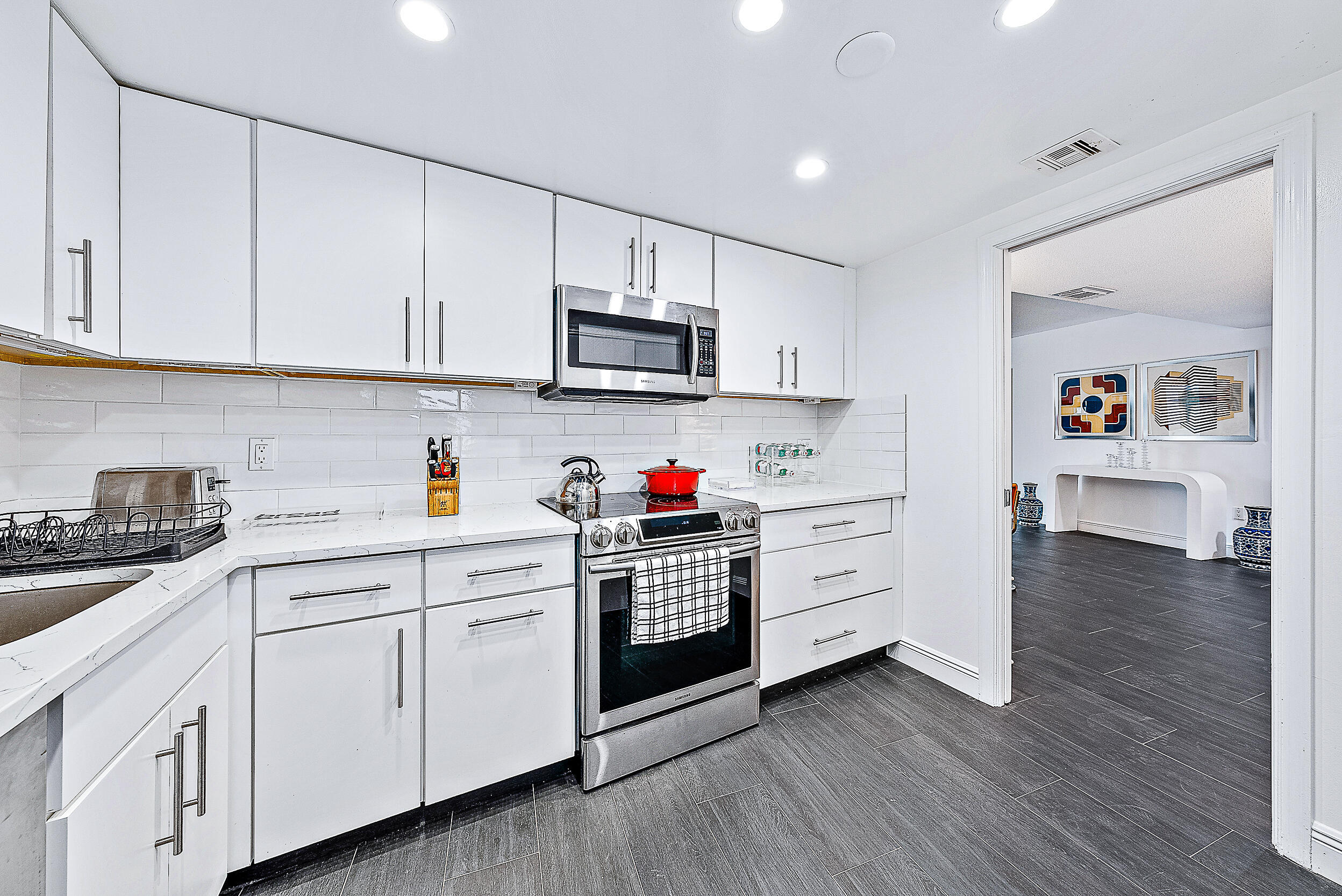 2760 S Ocean Boulevard 310 Property Photo 4