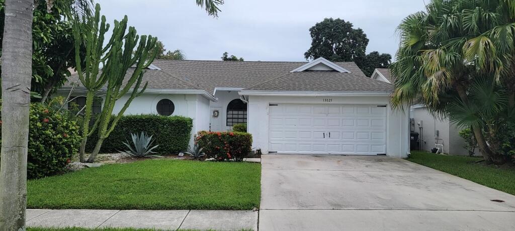 13025 MEADOWBREEZE Drive Property Photo 1