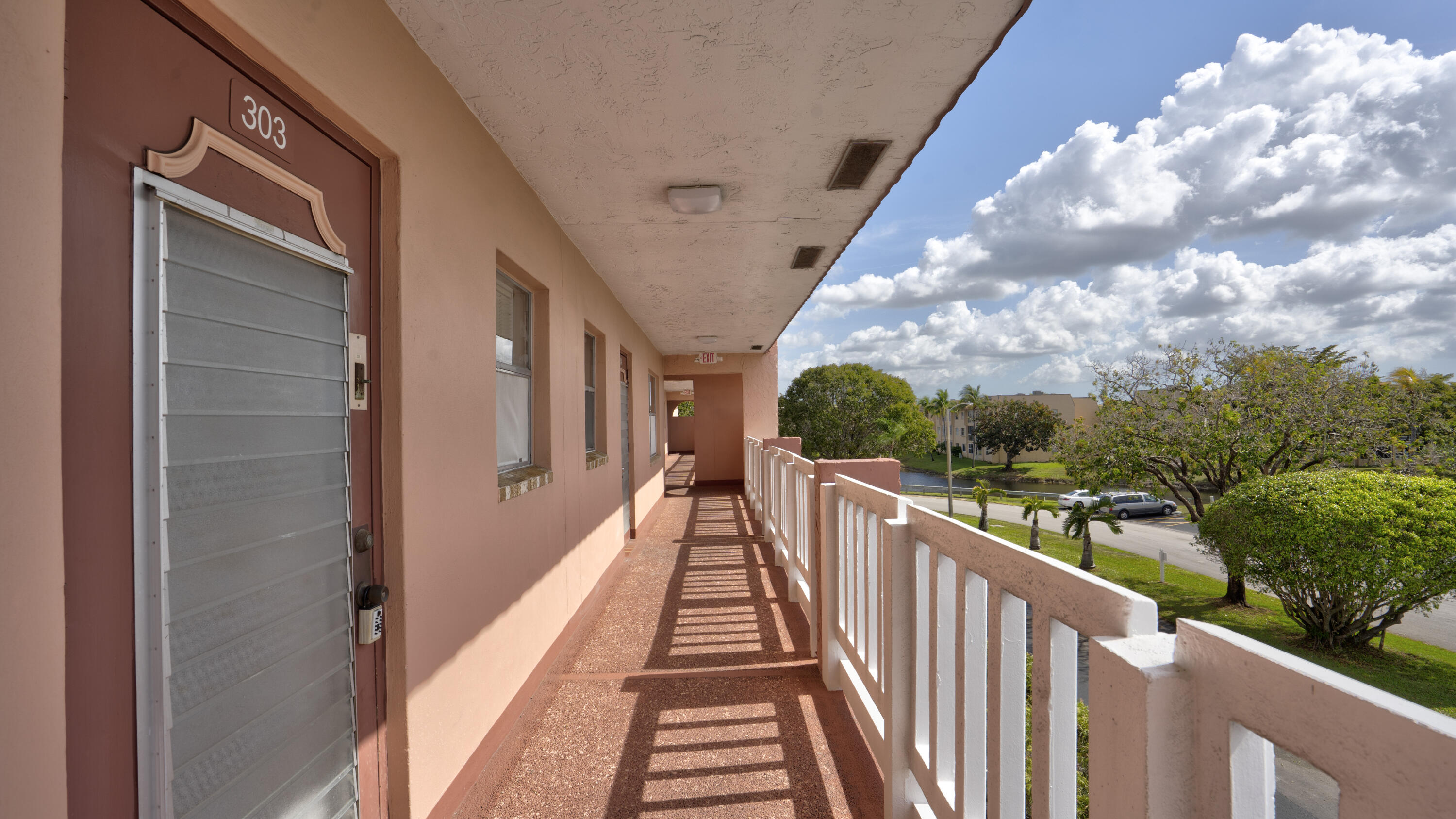9400 Sunrise Lakes Boulevard 303 Property Photo 1