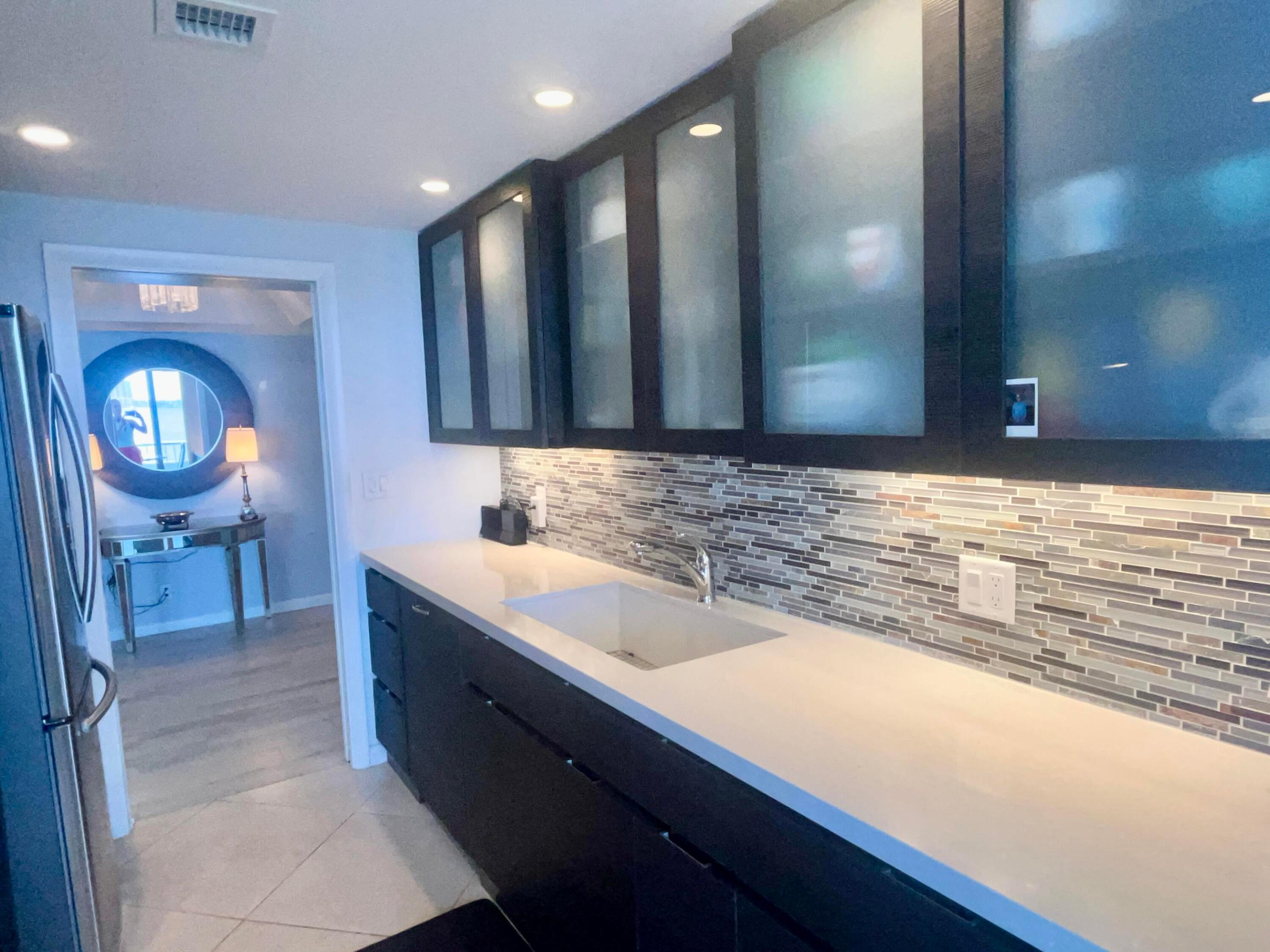 5550 N Ocean Drive 6d Property Photo 21