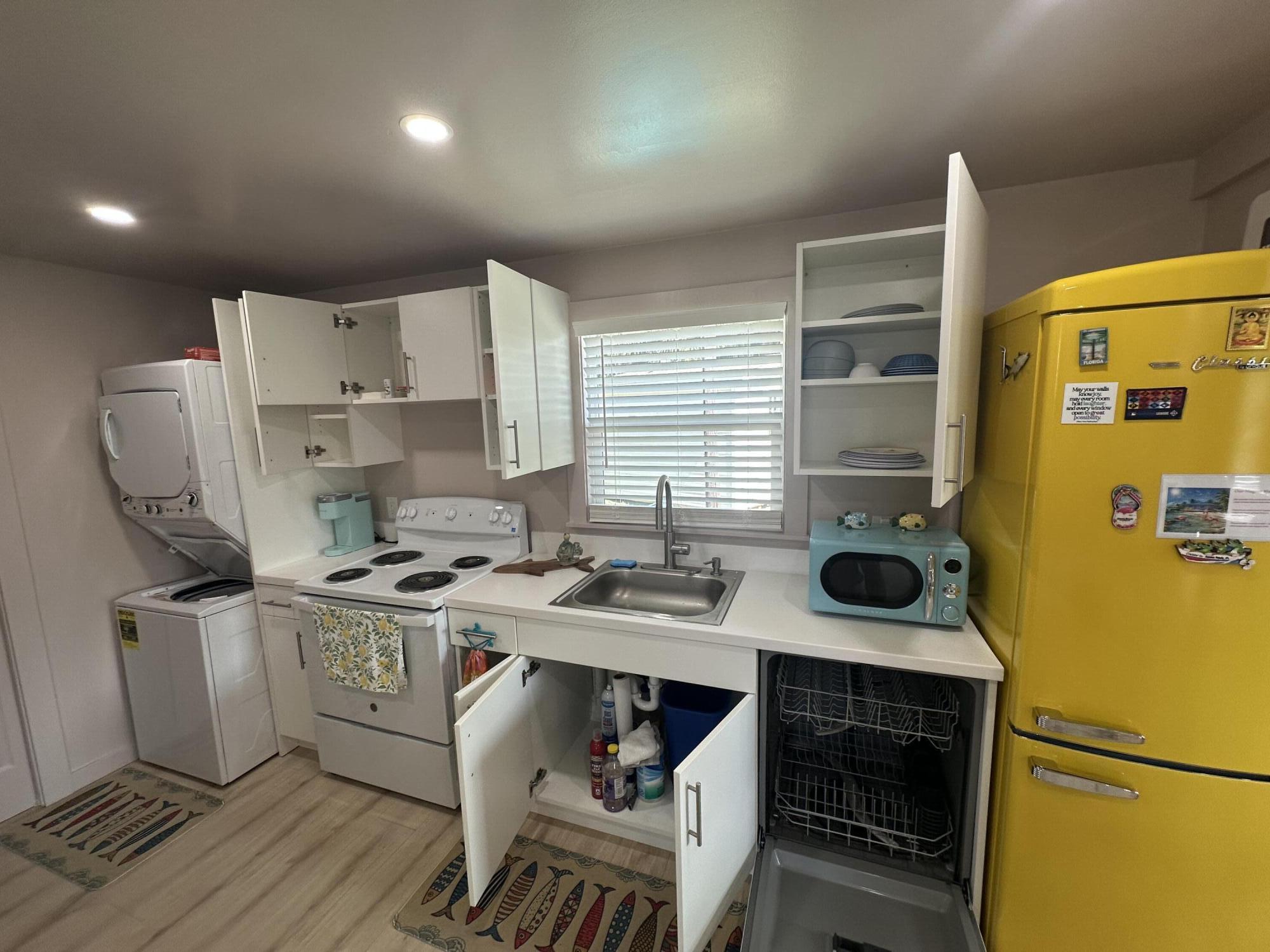 2472 Ne Pine Avenue Property Photo 5