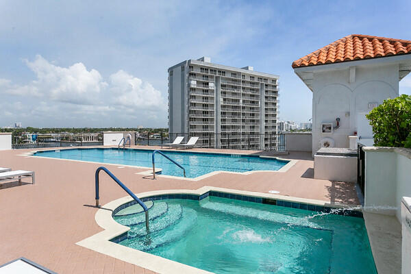 100 S Birch Road 1103f Property Photo 23