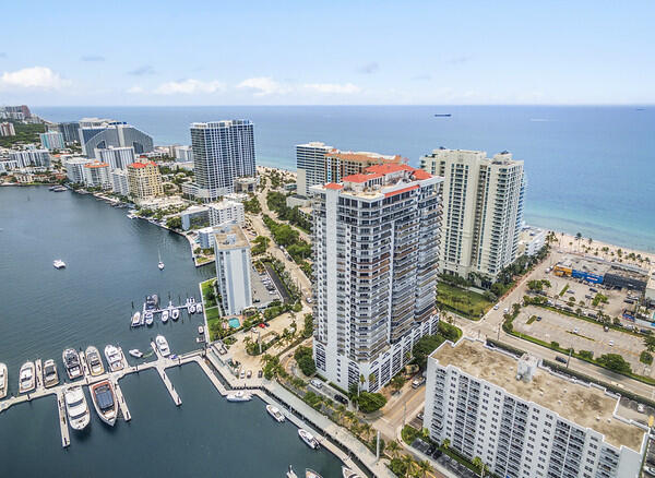100 S Birch Road 1103f Property Photo 31