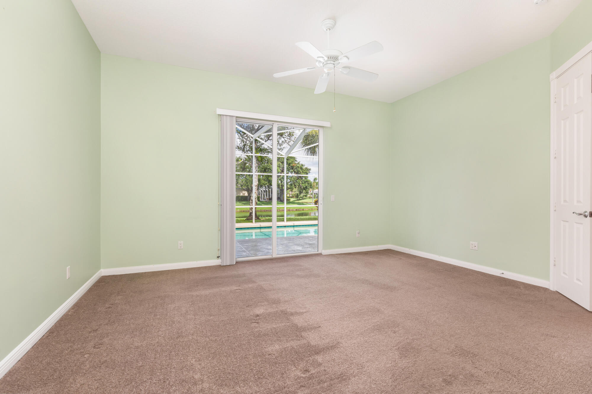150 Euphrates Circle Property Photo 24