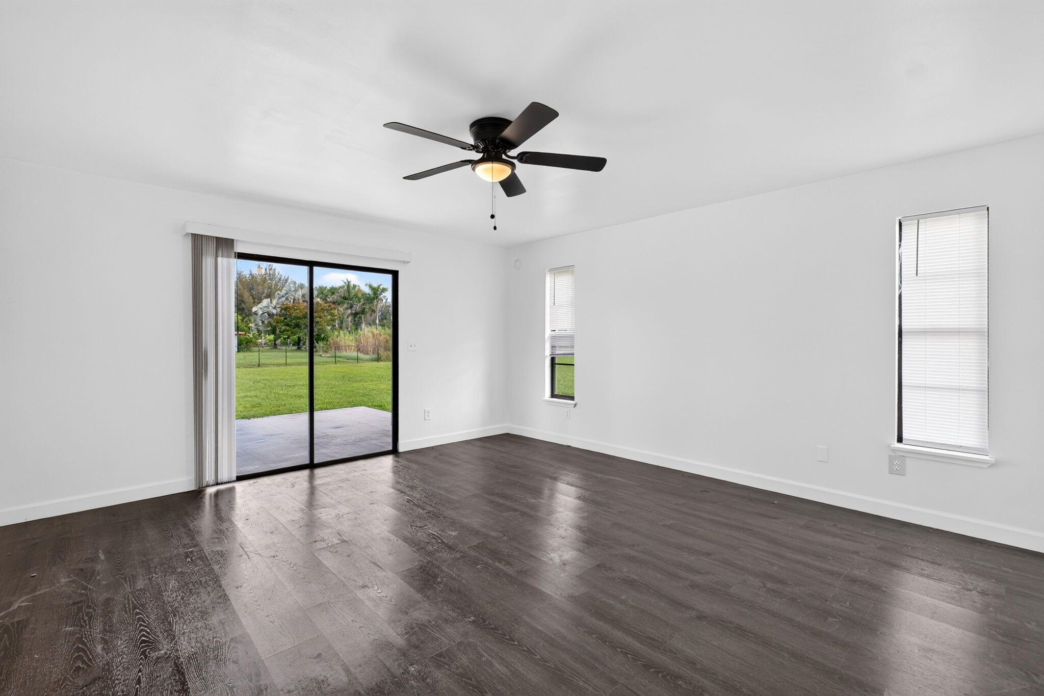 5989 Coconut Boulevard Property Photo 12