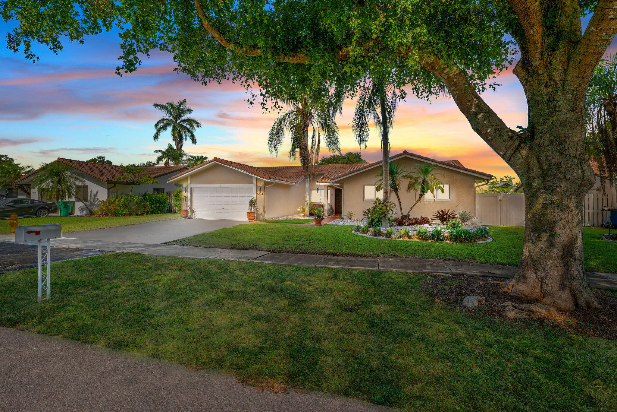 5569 SW 112TH Terrace