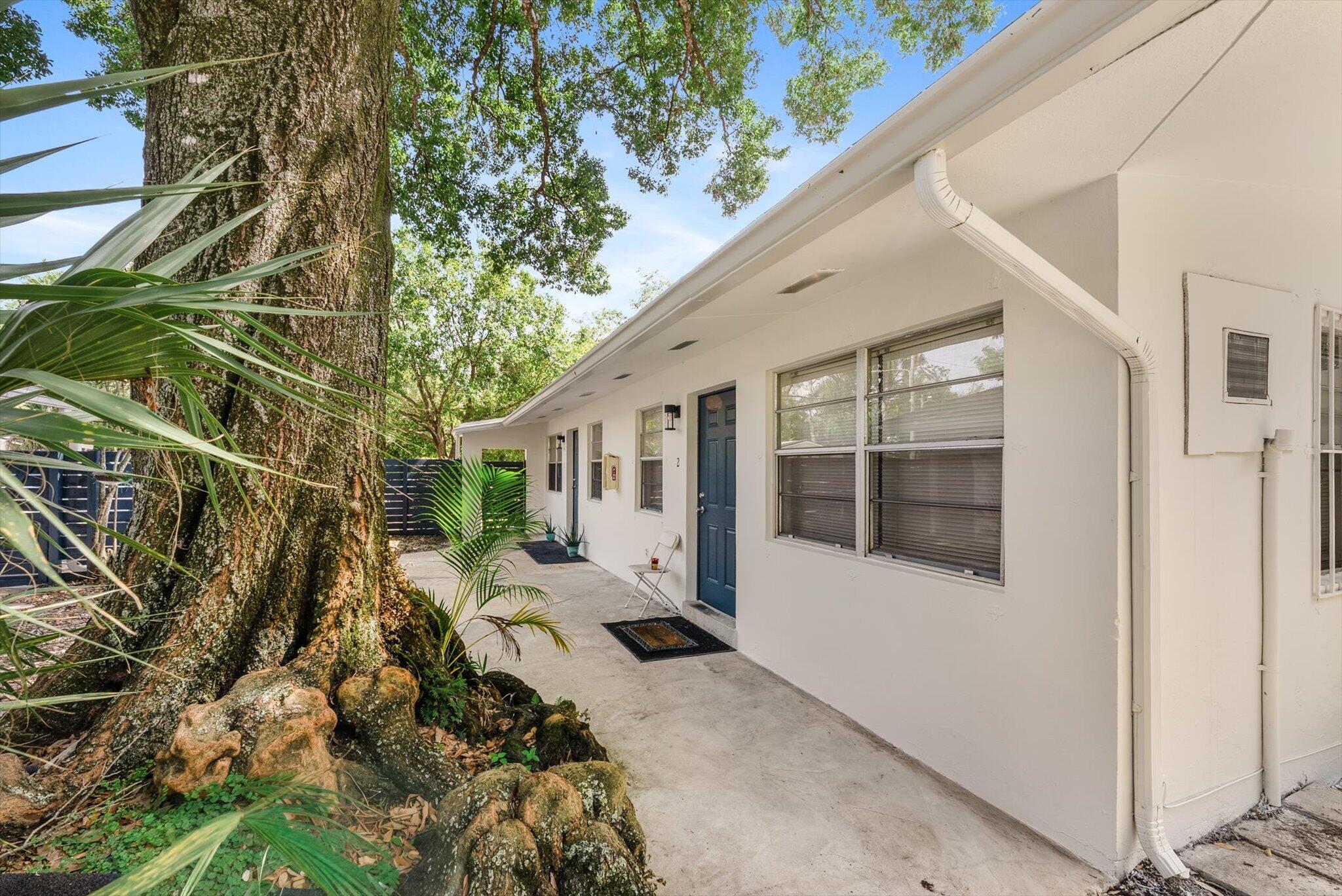 925 W Las Olas Boulevard 1-2 Property Photo 8