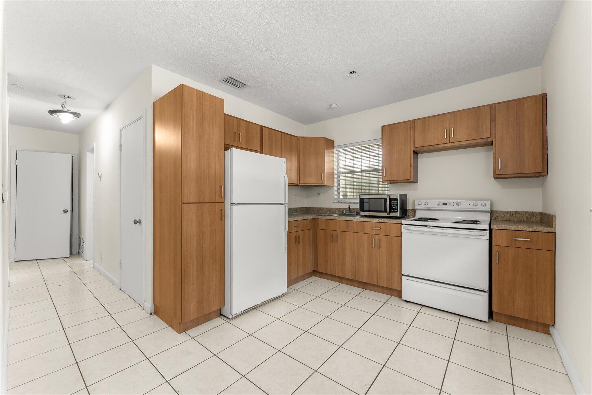 925 W Las Olas Boulevard 1-2 Property Photo 11