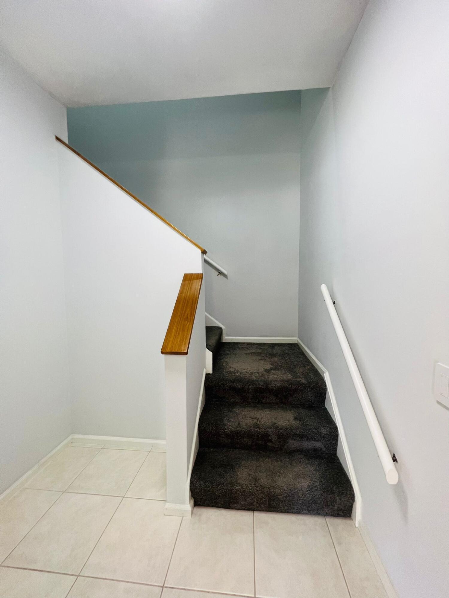 6614 Via Regina Property Photo 5