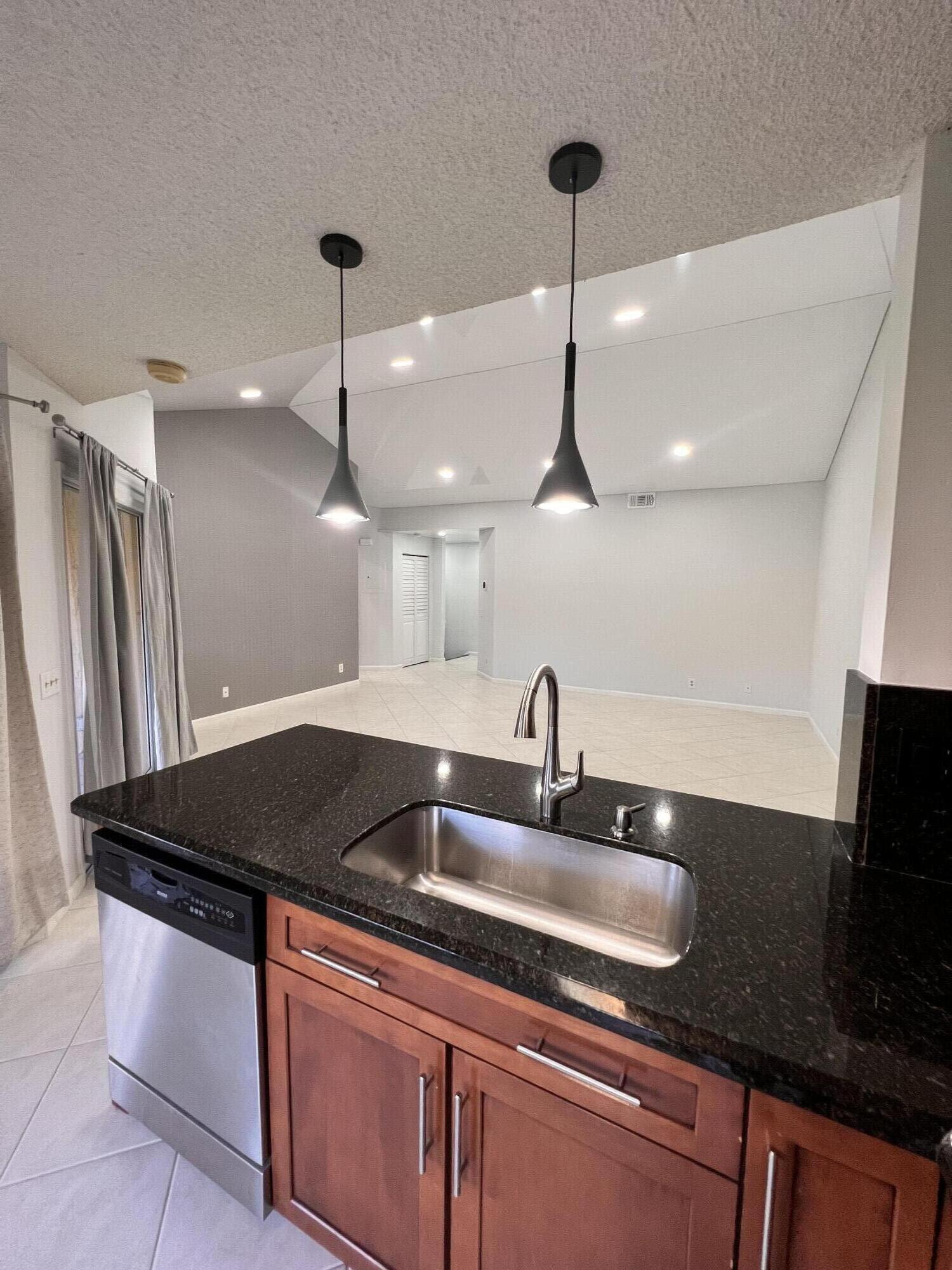 6614 Via Regina Property Photo 10