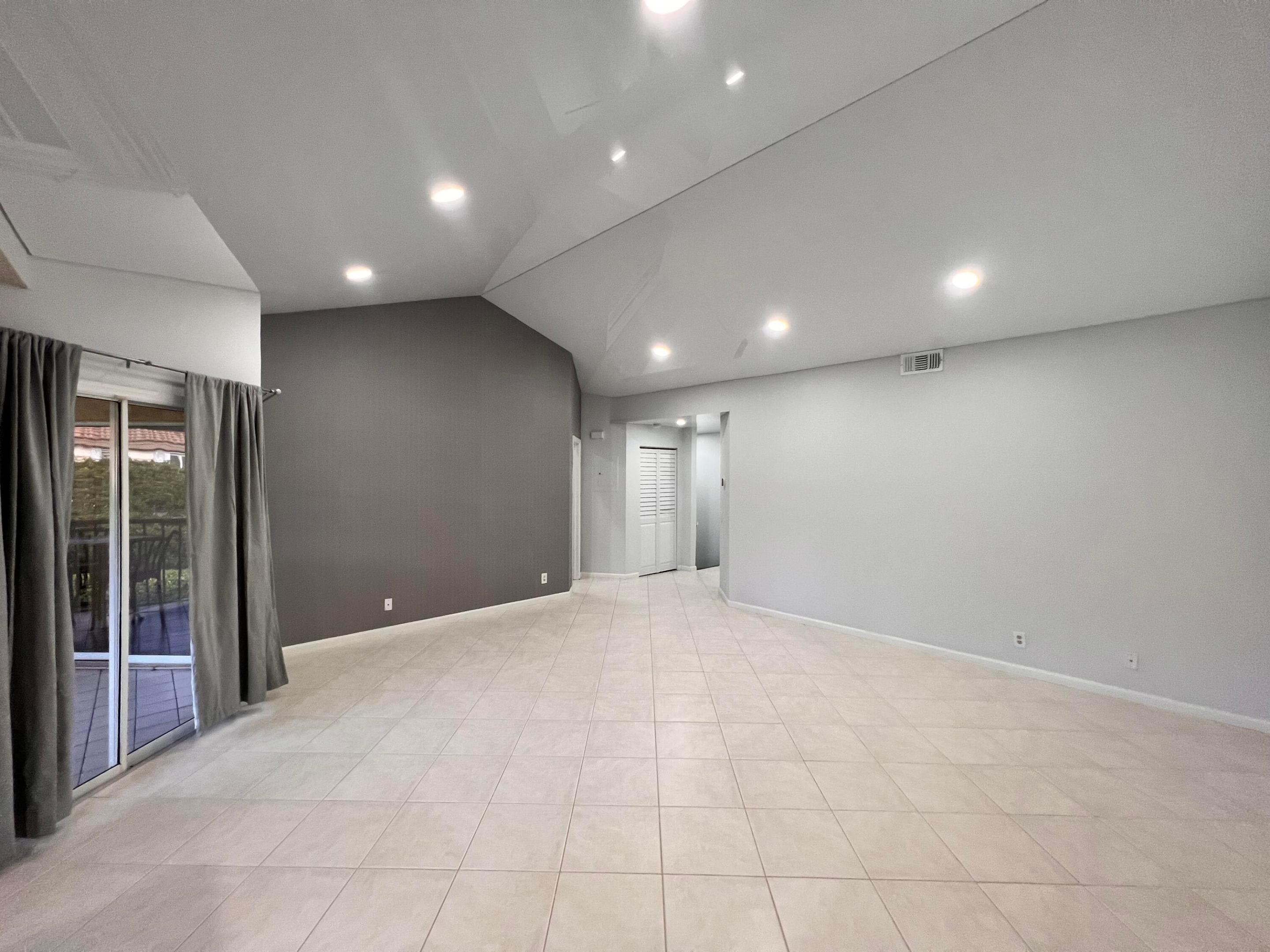 6614 Via Regina Property Photo 11