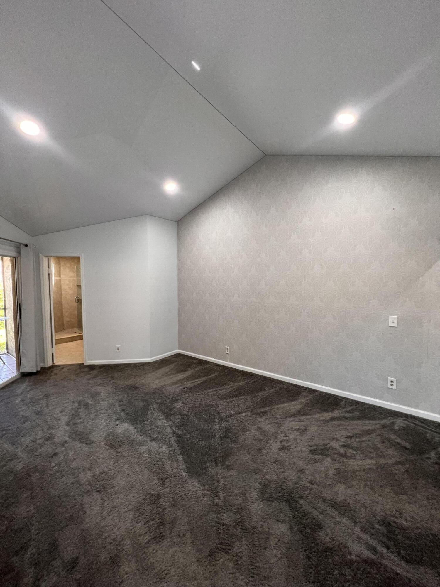 6614 Via Regina Property Photo 14