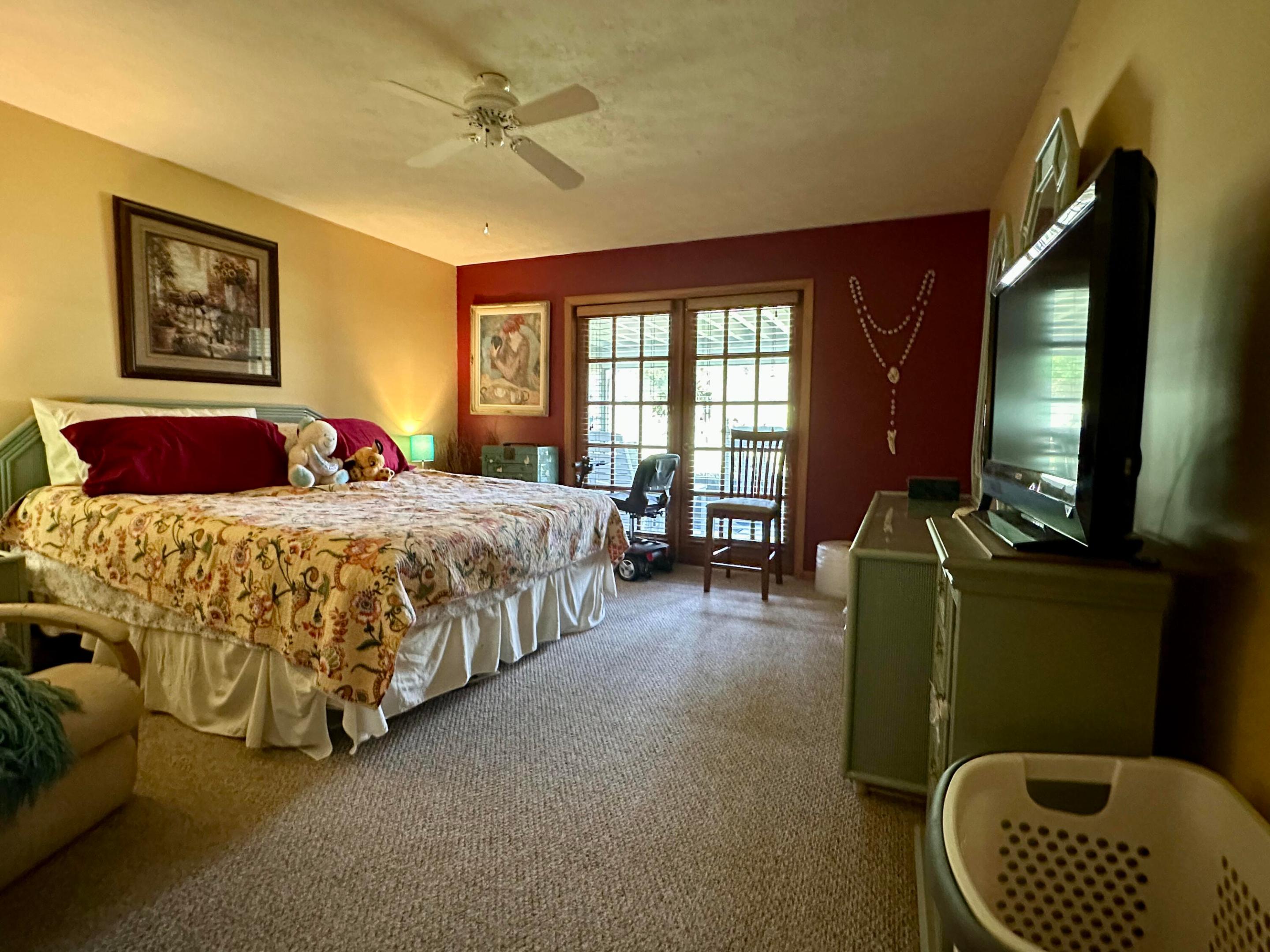 12619 Se Cascades Court Property Photo 10