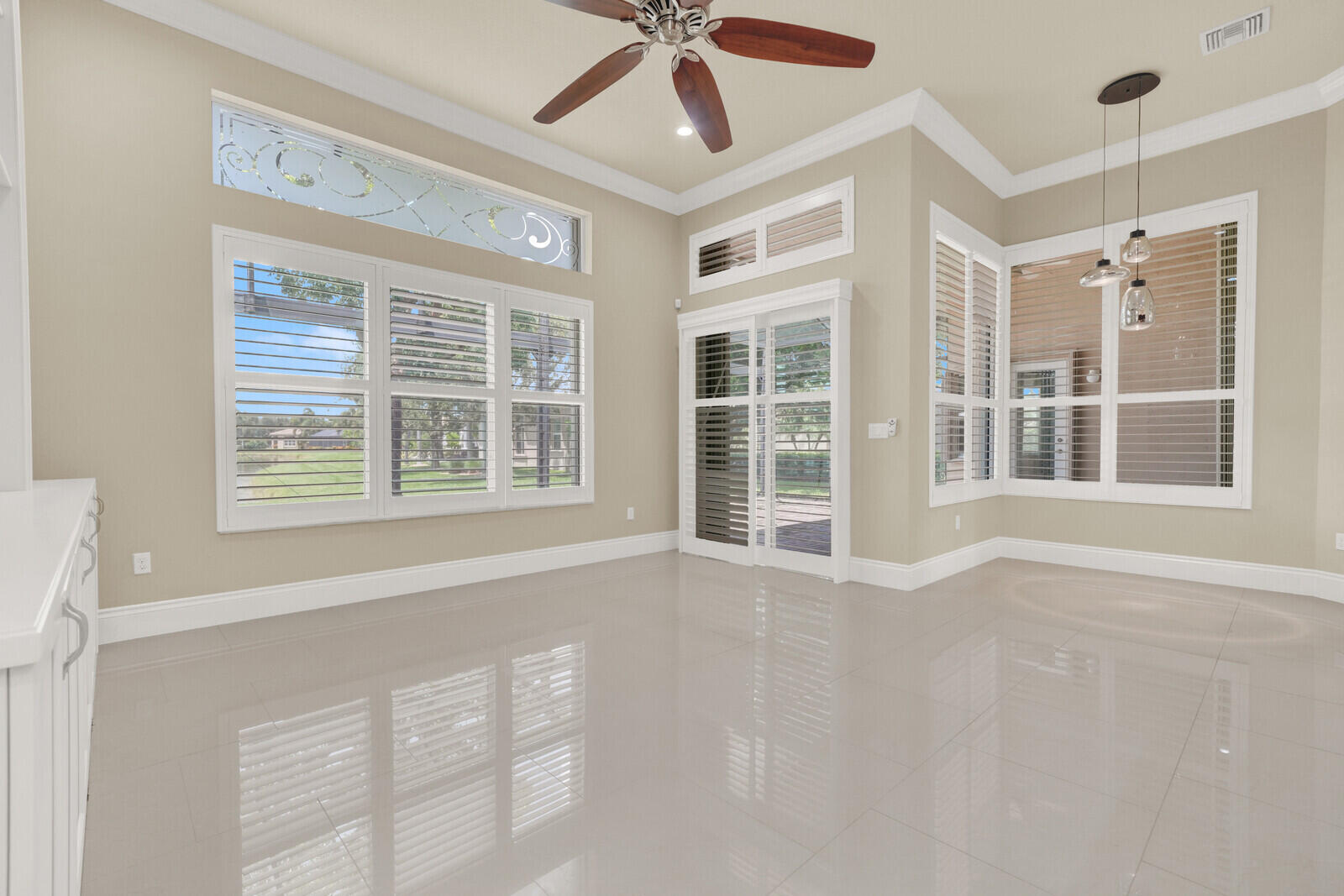 10469 Whitewind Circle Property Photo 18