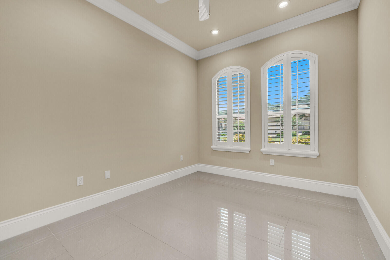 10469 Whitewind Circle Property Photo 28