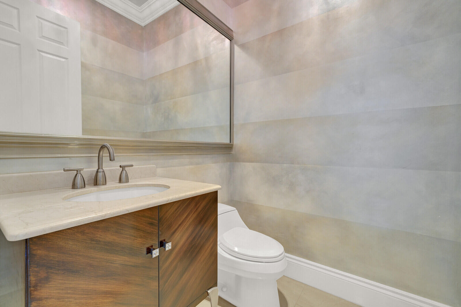 10469 Whitewind Circle Property Photo 33