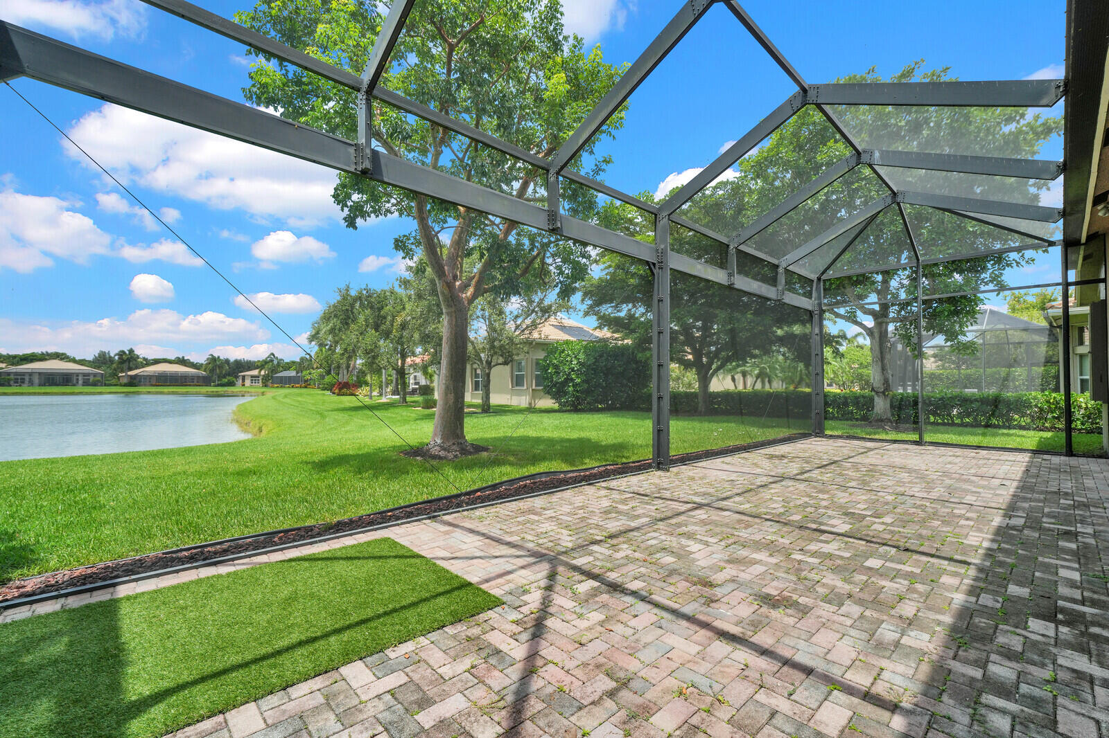 10469 Whitewind Circle Property Photo 35
