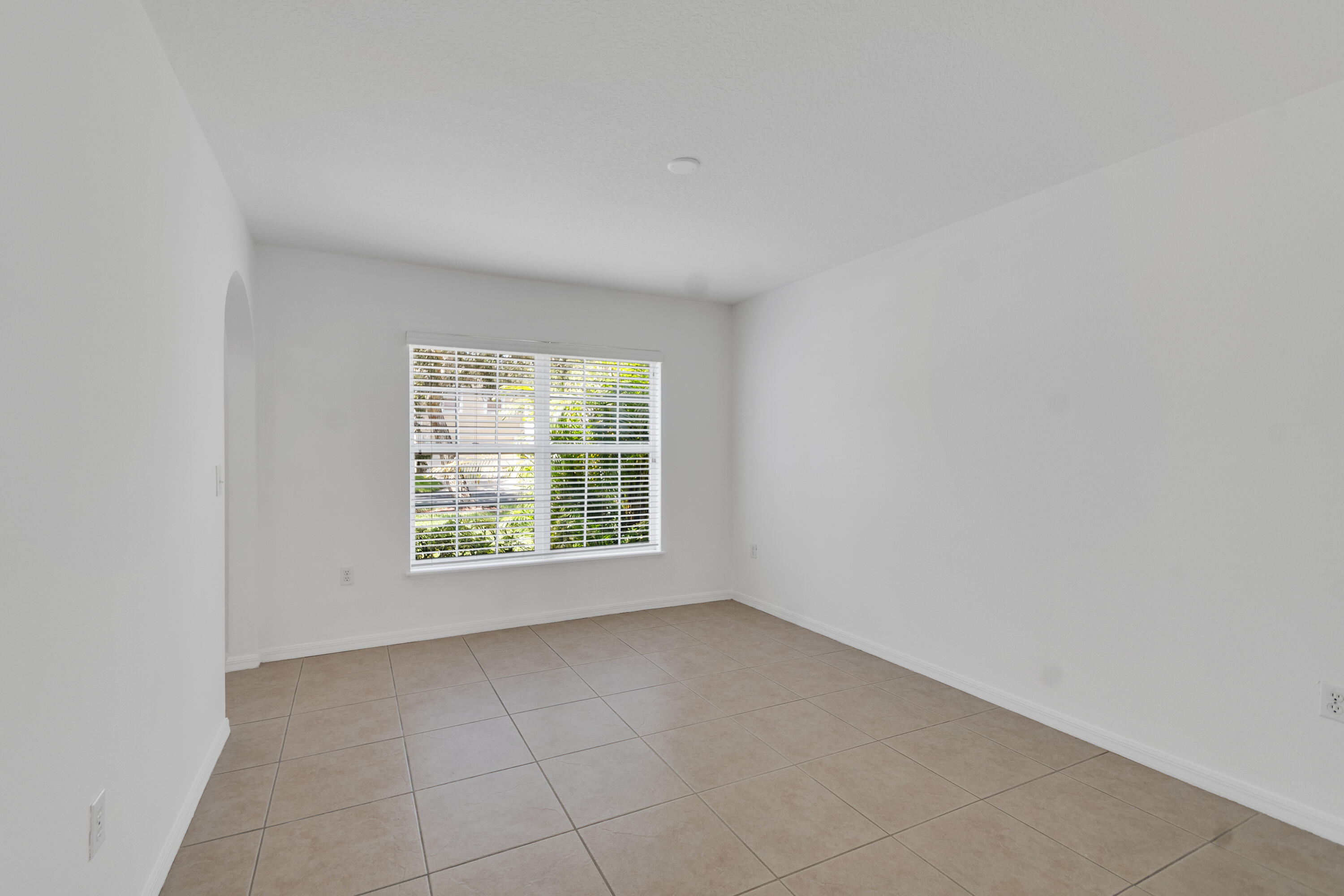 2538 12th Square Sw Property Photo 12