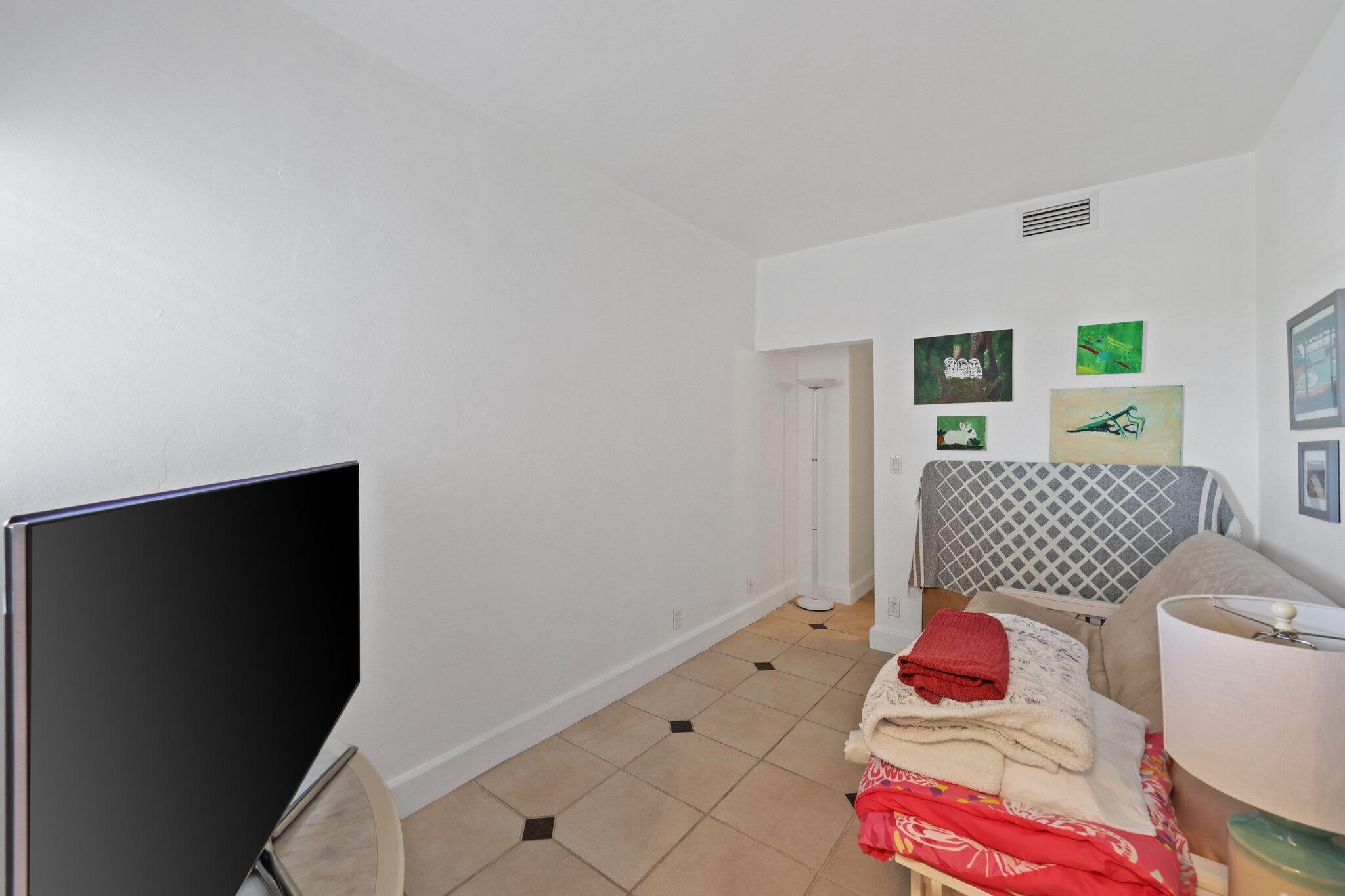 333 Sunset Drive 501 Property Photo 69