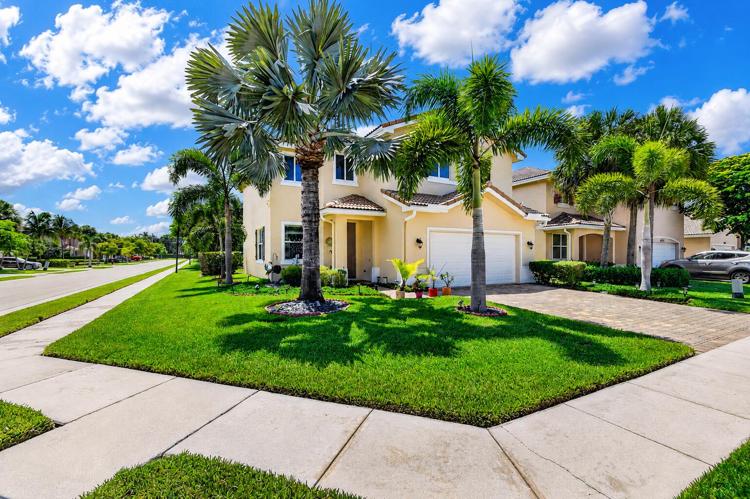 5652 Caranday Palm Drive Property Photo 1