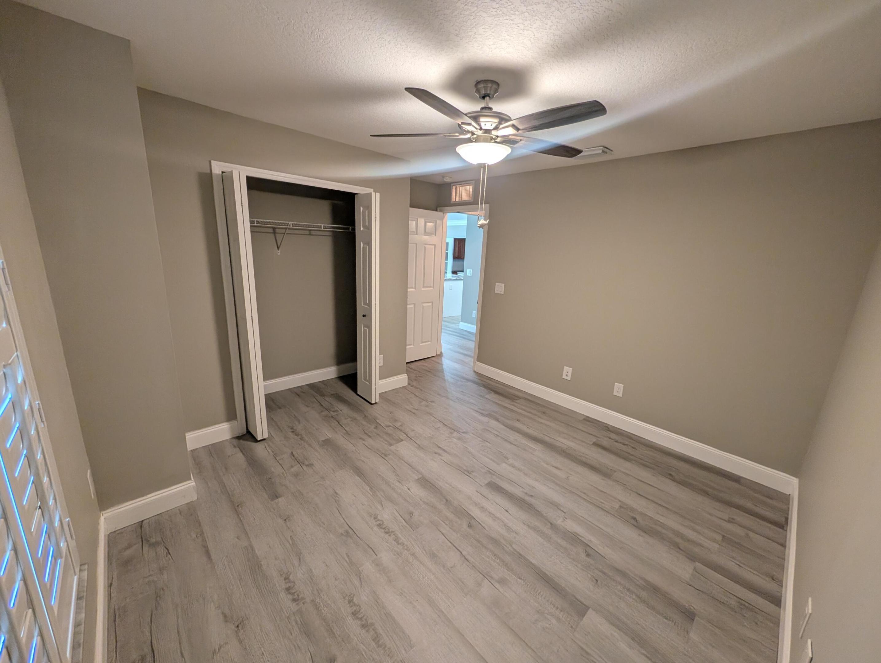 625 Coconut Avenue N Property Photo 13