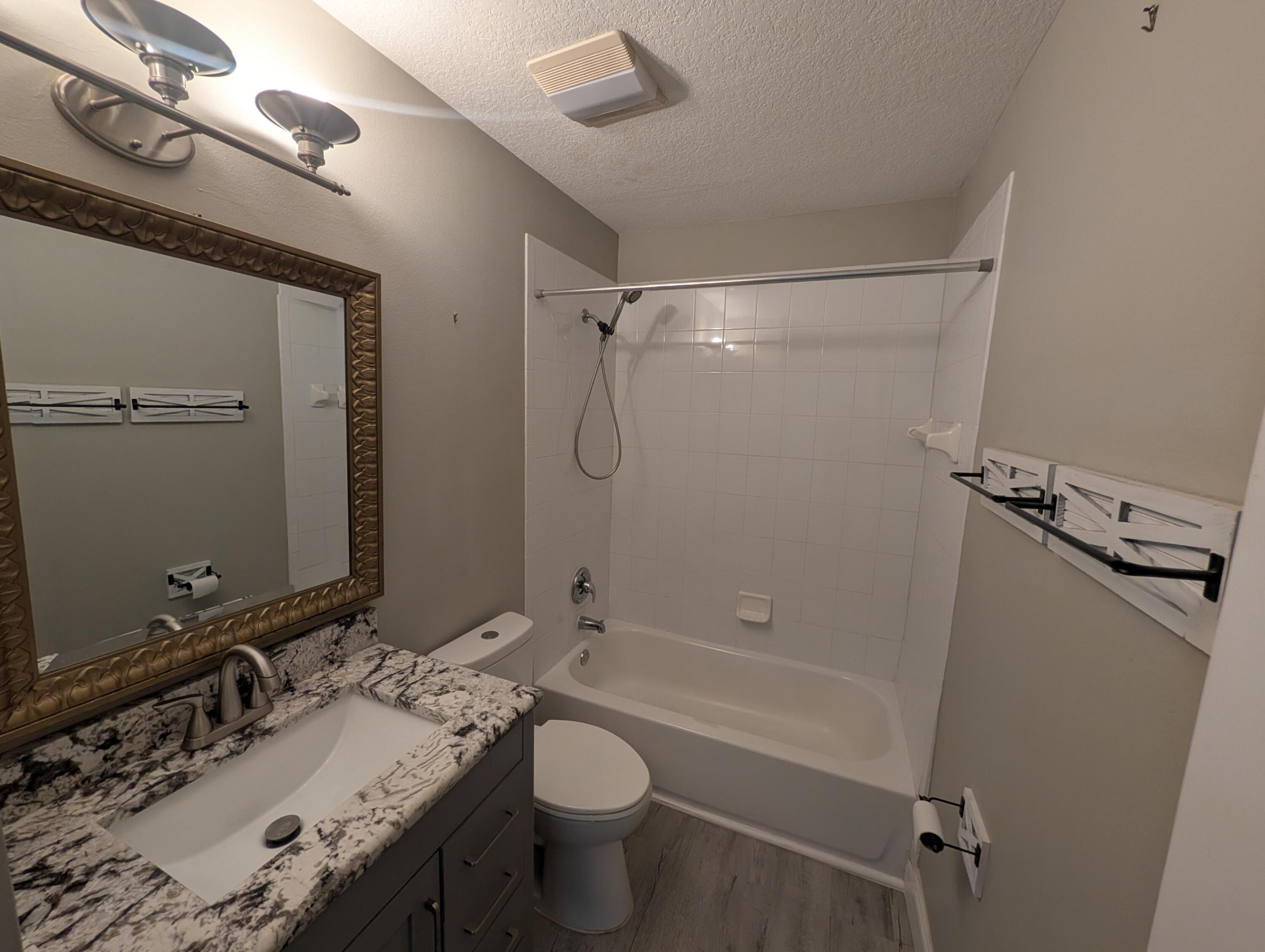 625 Coconut Avenue N Property Photo 14