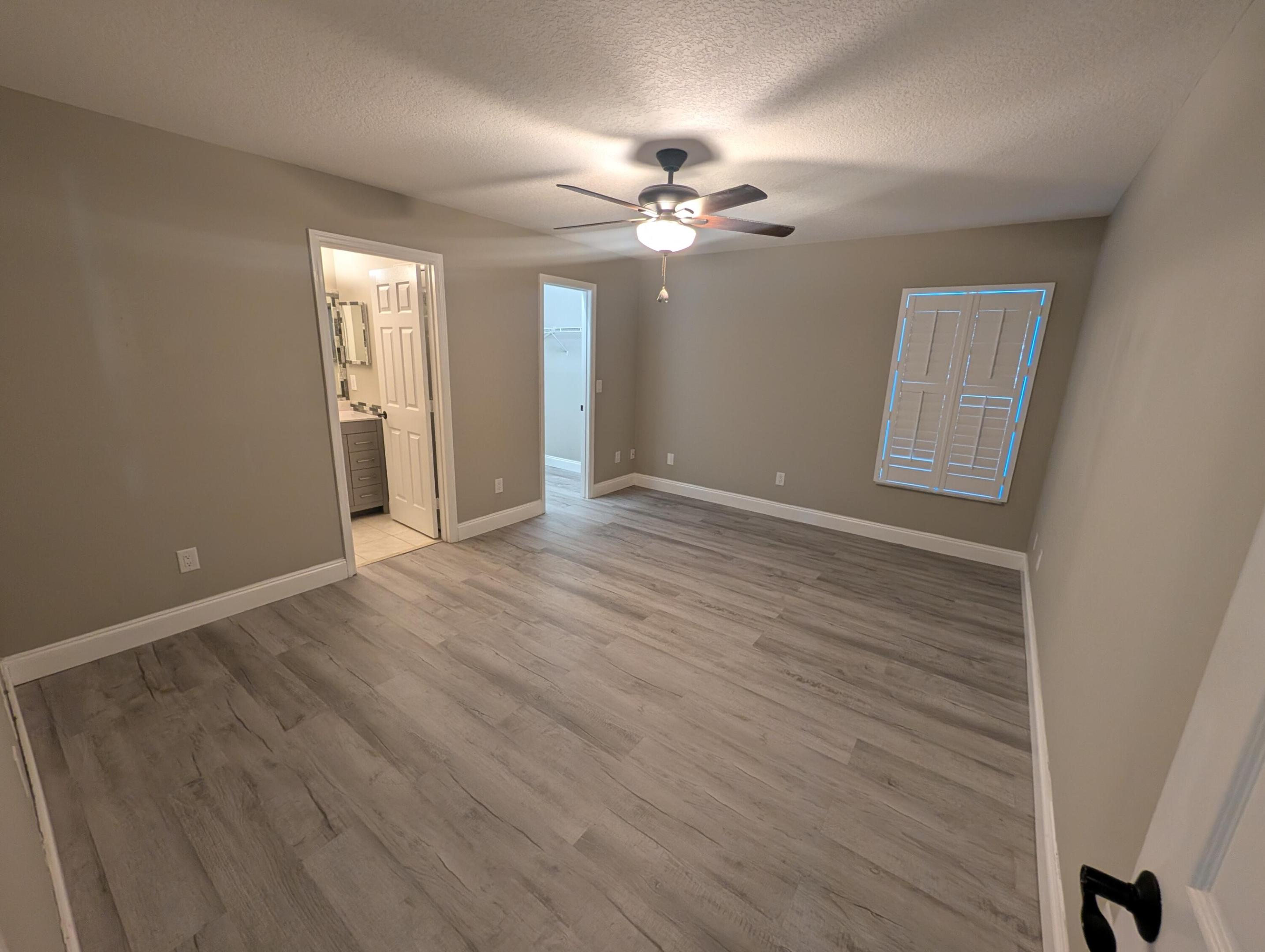 625 Coconut Avenue N Property Photo 24