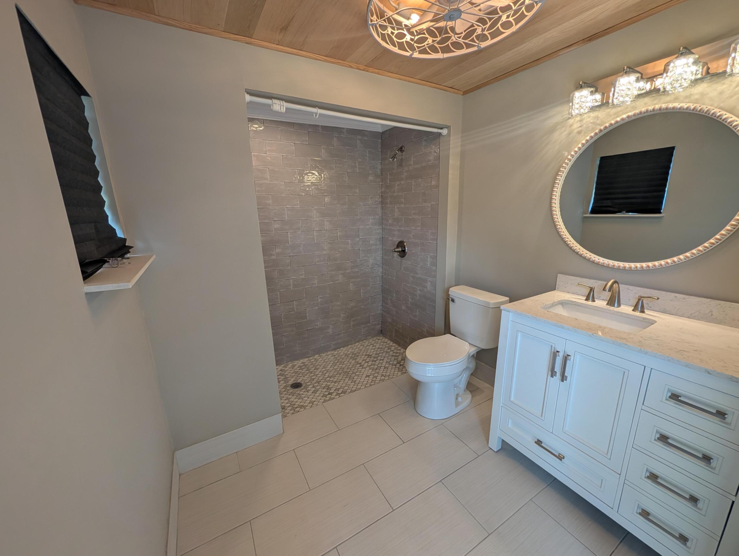 625 Coconut Avenue N Property Photo 32