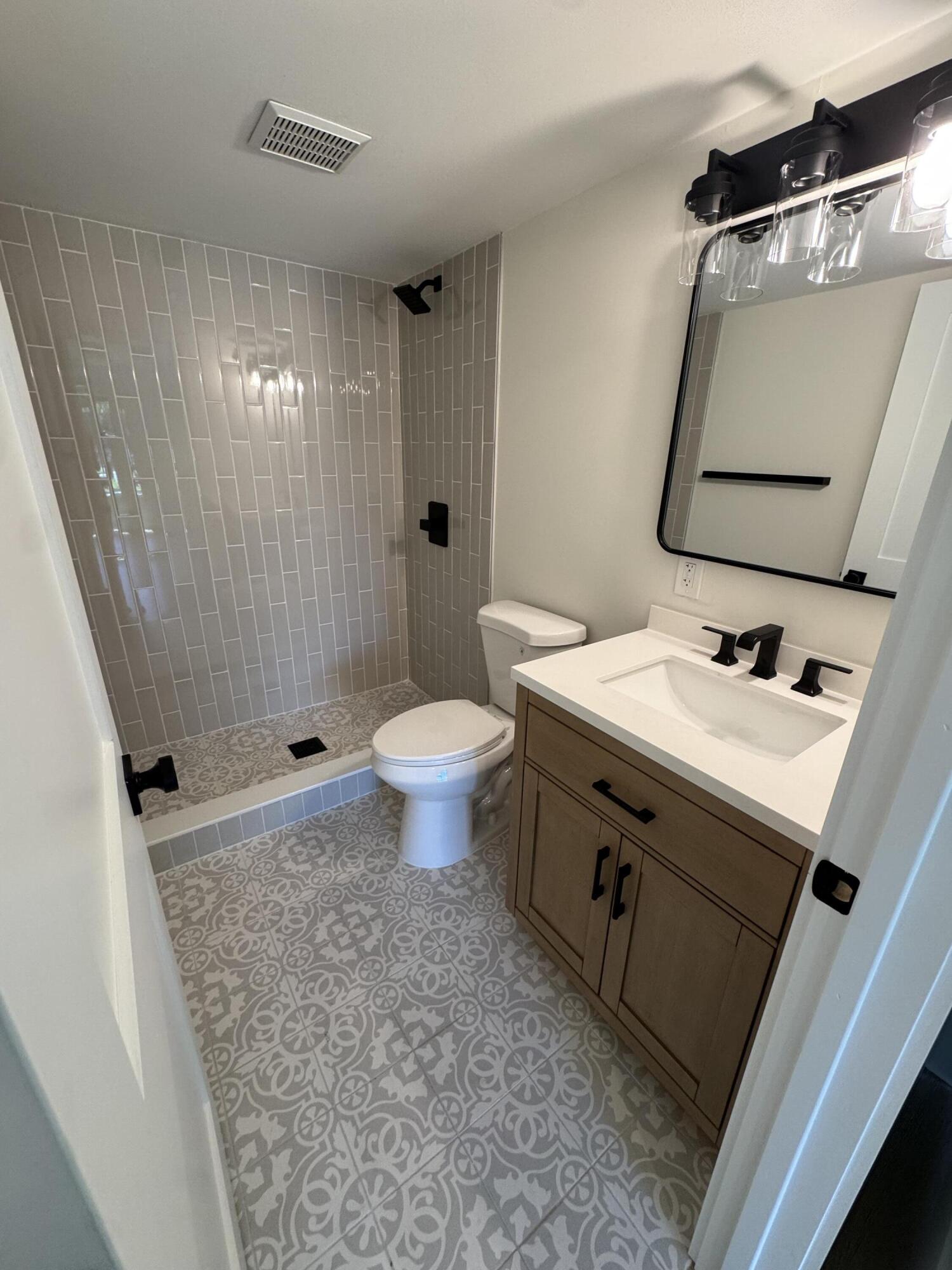 629 Sea Pine Way C1 Property Photo 13