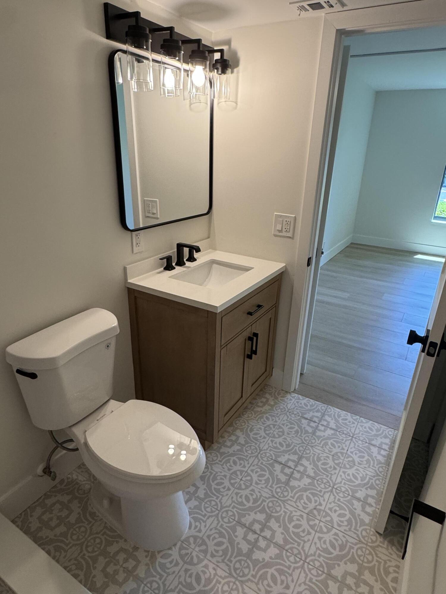 629 Sea Pine Way C1 Property Photo 14