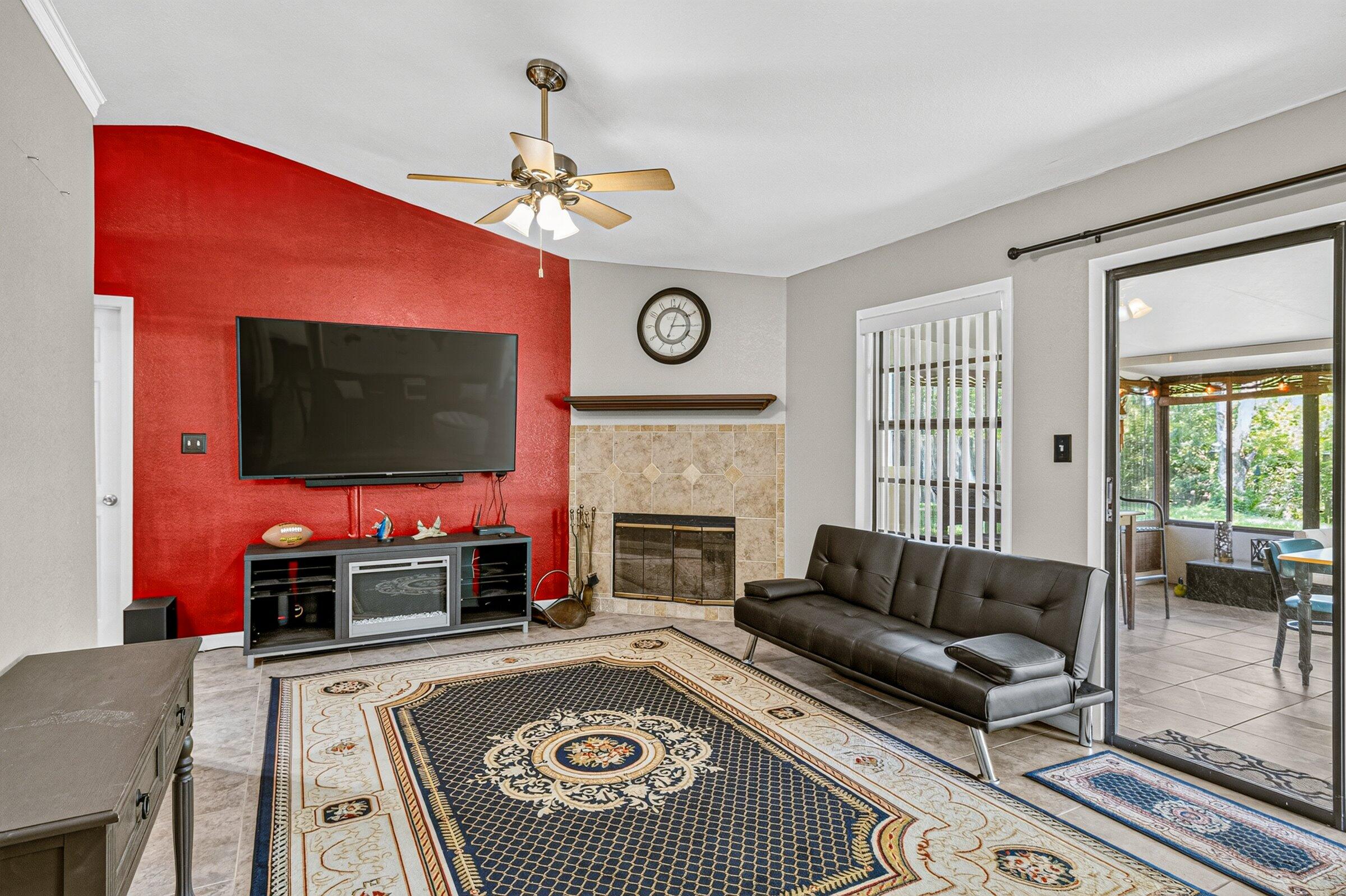 1034 Utah Street Se Property Photo 8