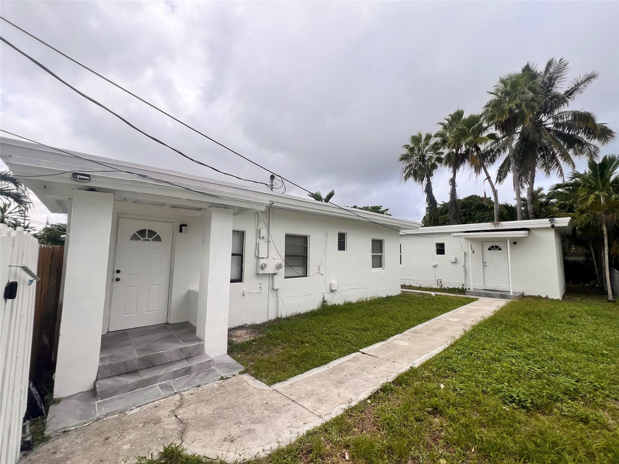 612 NW 6TH Court 2 Property Photo 1
