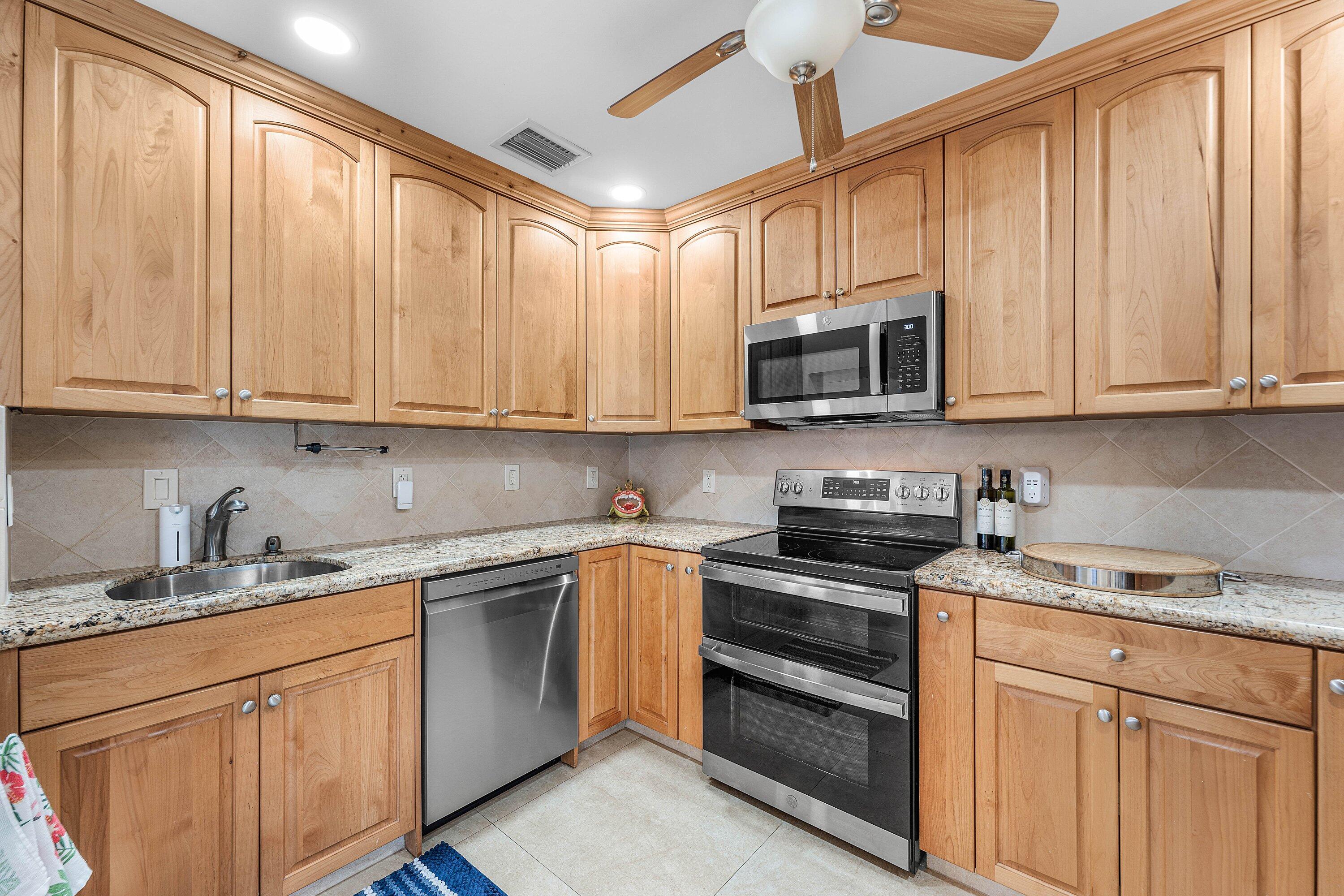 362 Yorktowne Circle Property Photo 15