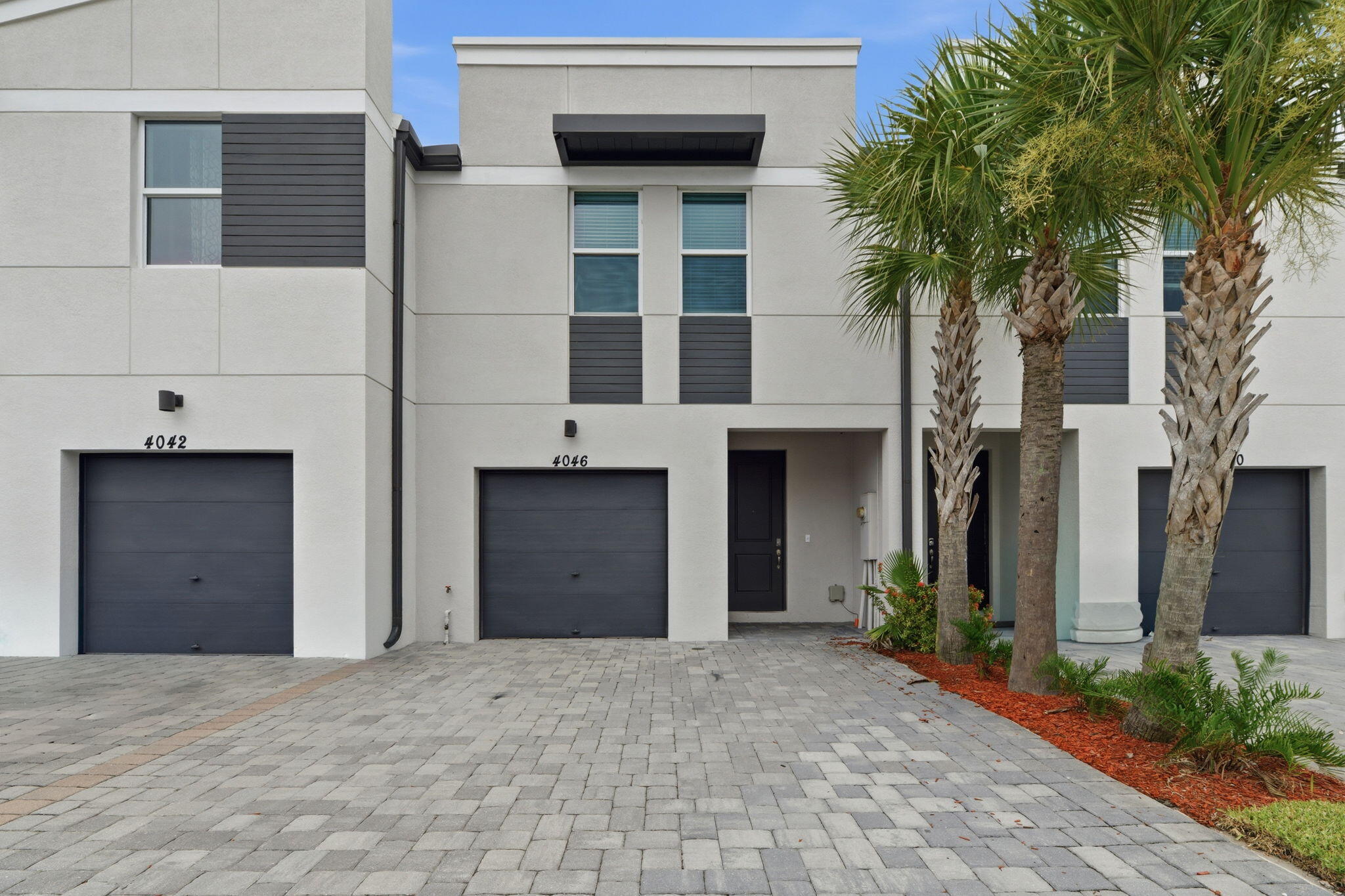 4046 Hot Springs Avenue Property Photo 1