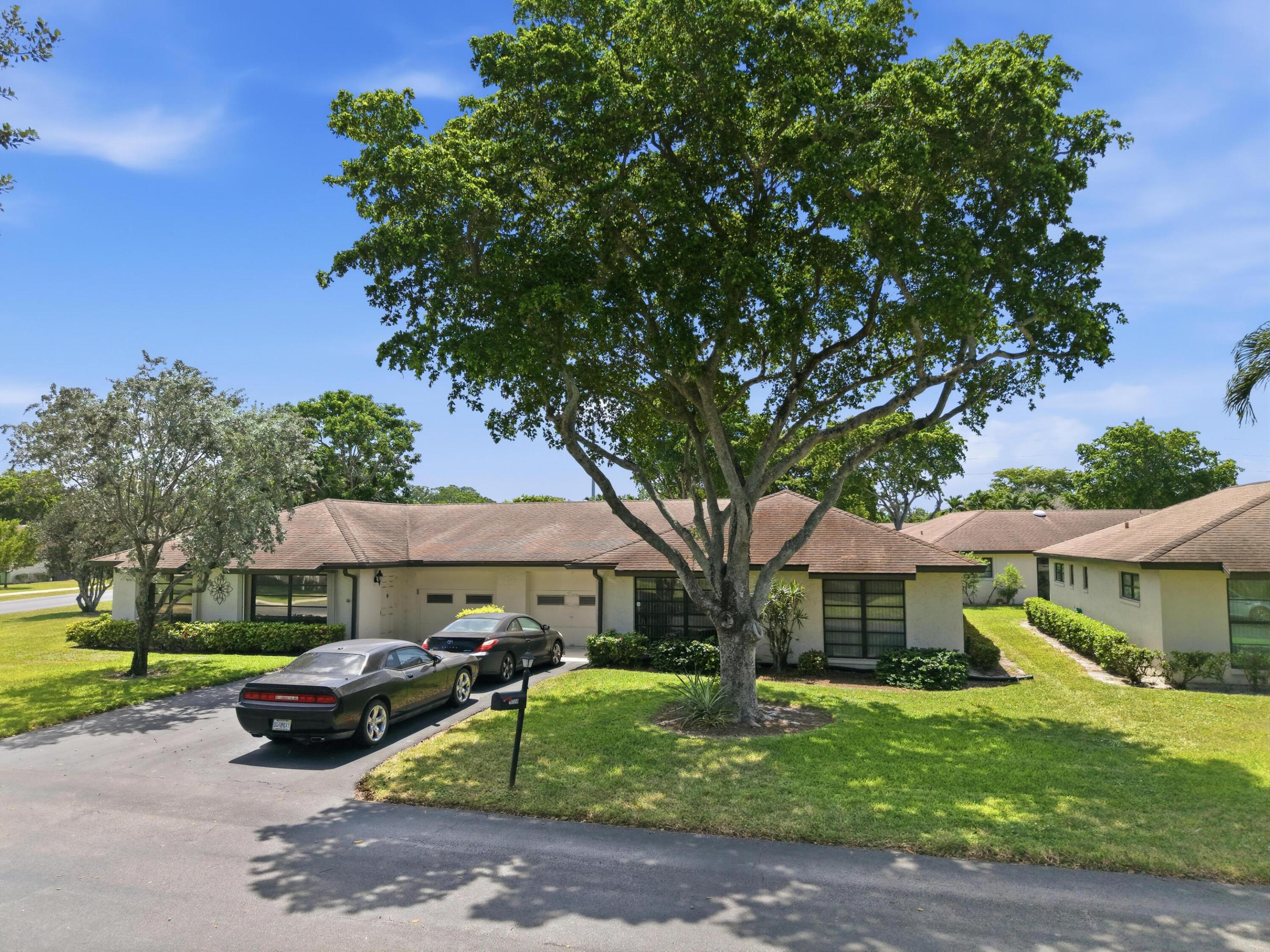 10325 Equestrian Drive B Property Photo 1