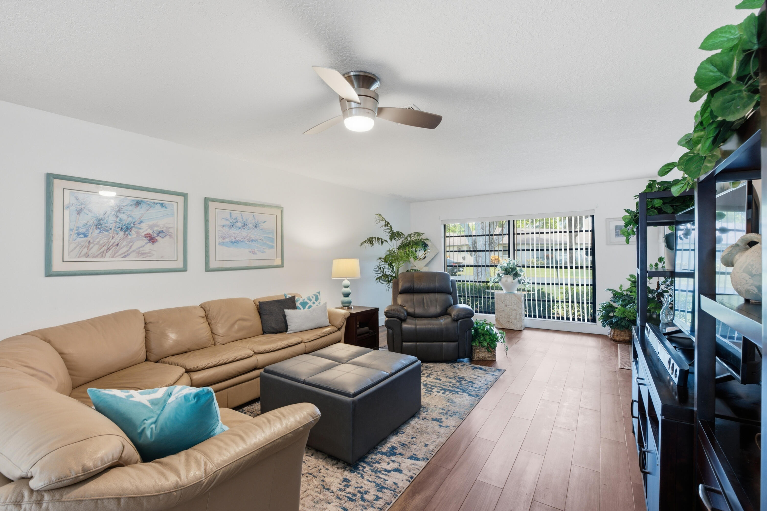 10325 Equestrian Drive B Property Photo 5
