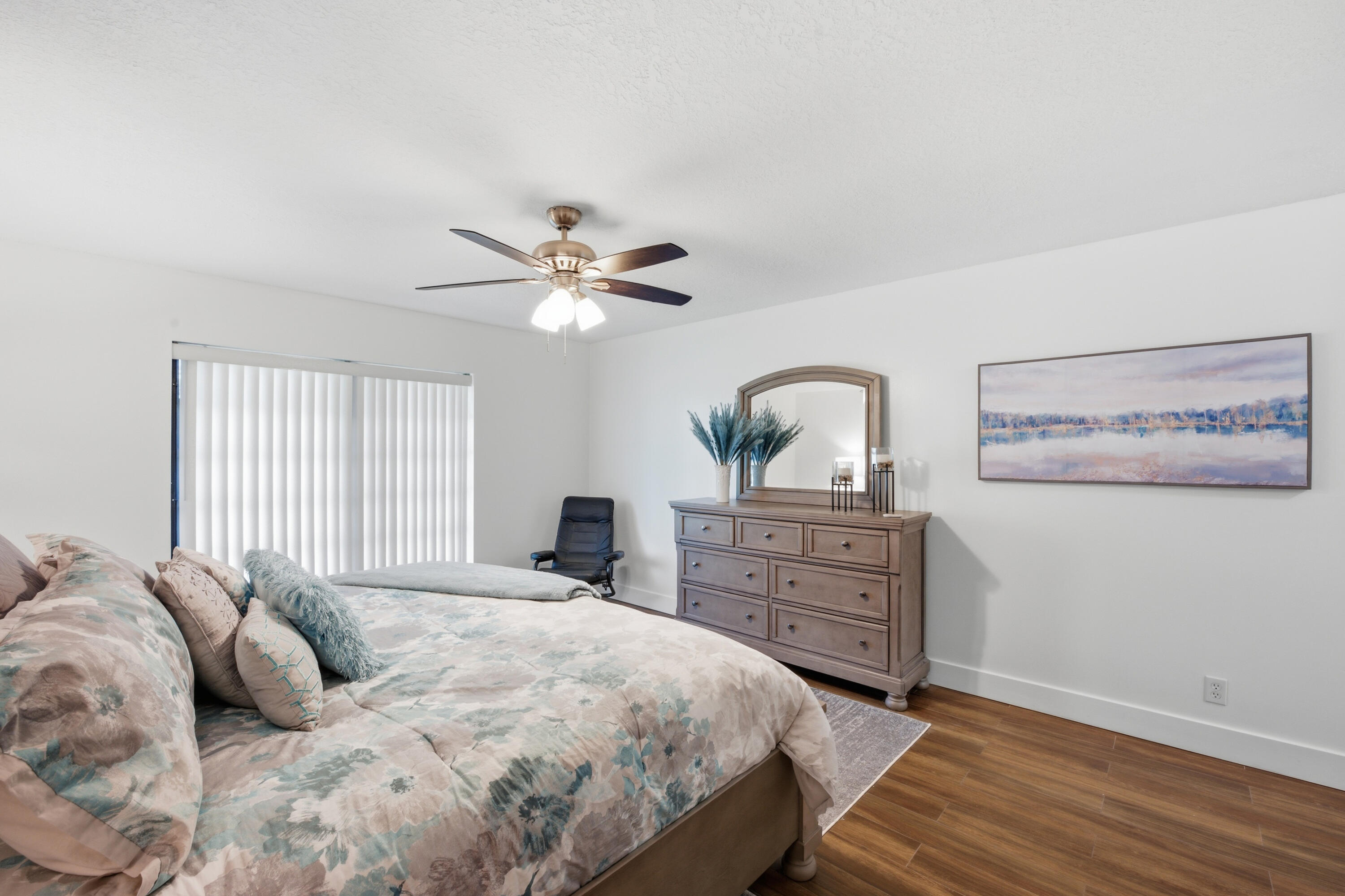 10325 Equestrian Drive B Property Photo 15