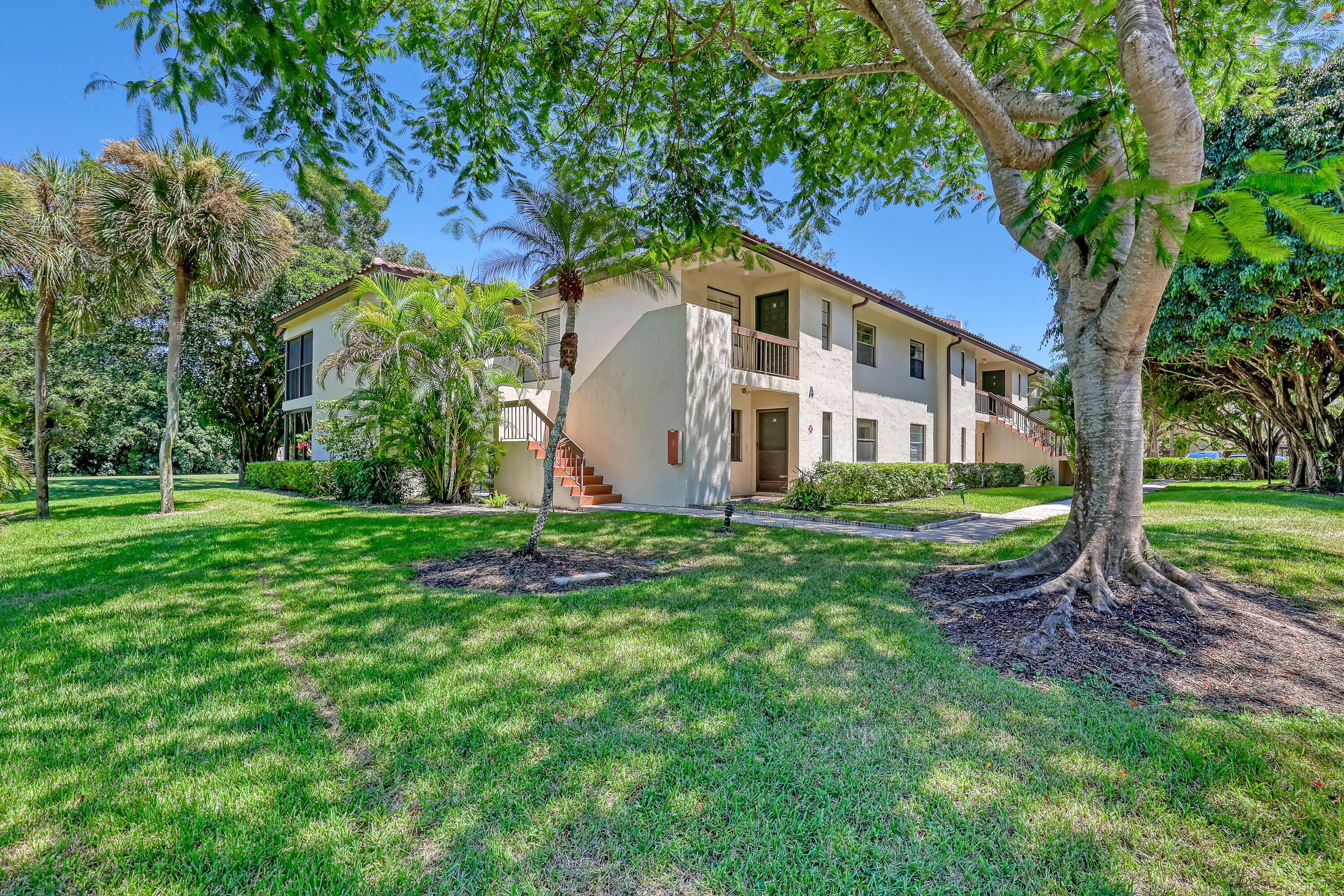 21662 Arriba Real 44-d Property Photo 2