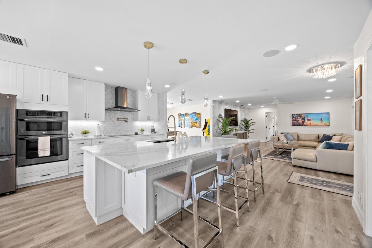 526 Linnet Circle