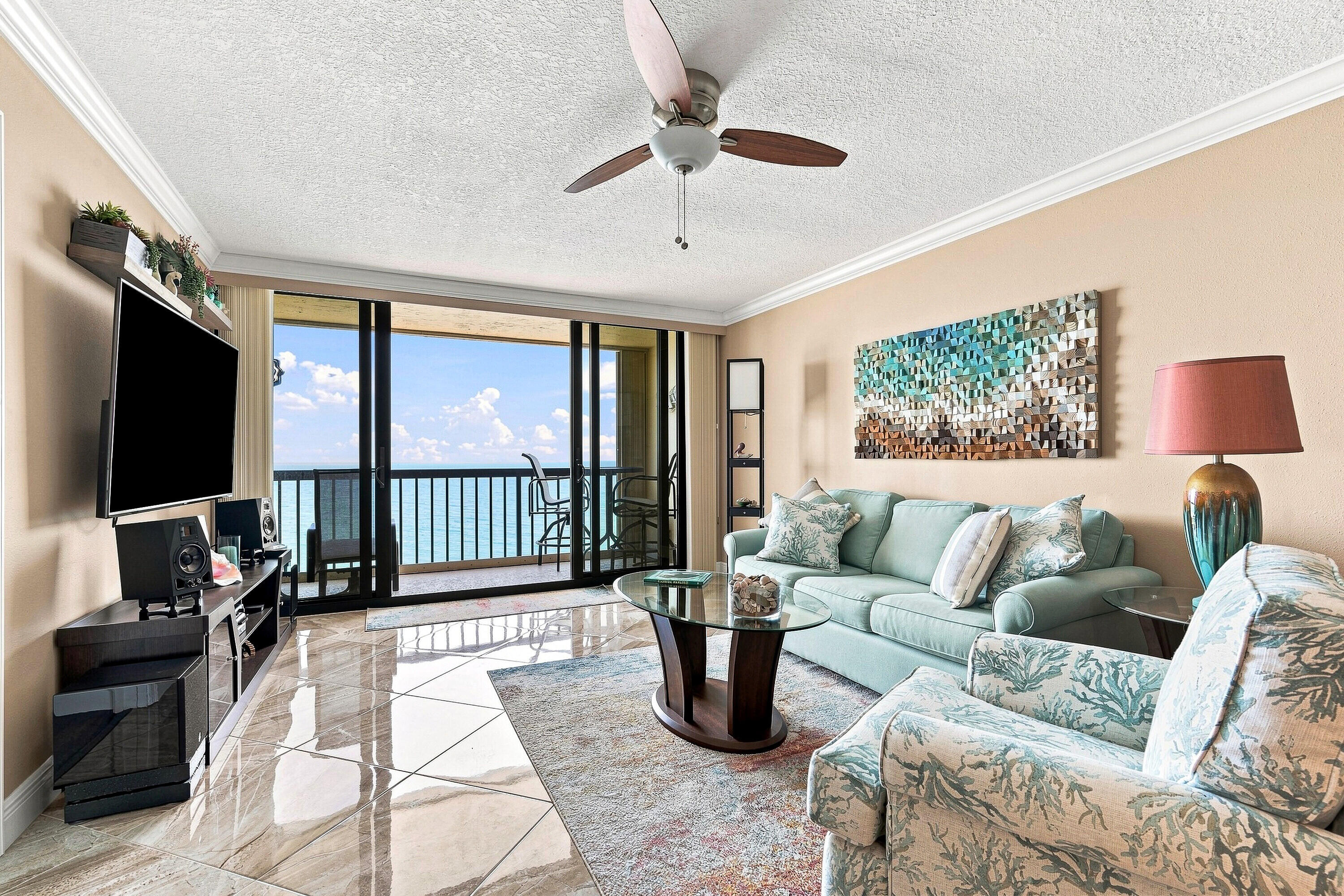 9550 S Ocean Drive 1702 Property Photo 5