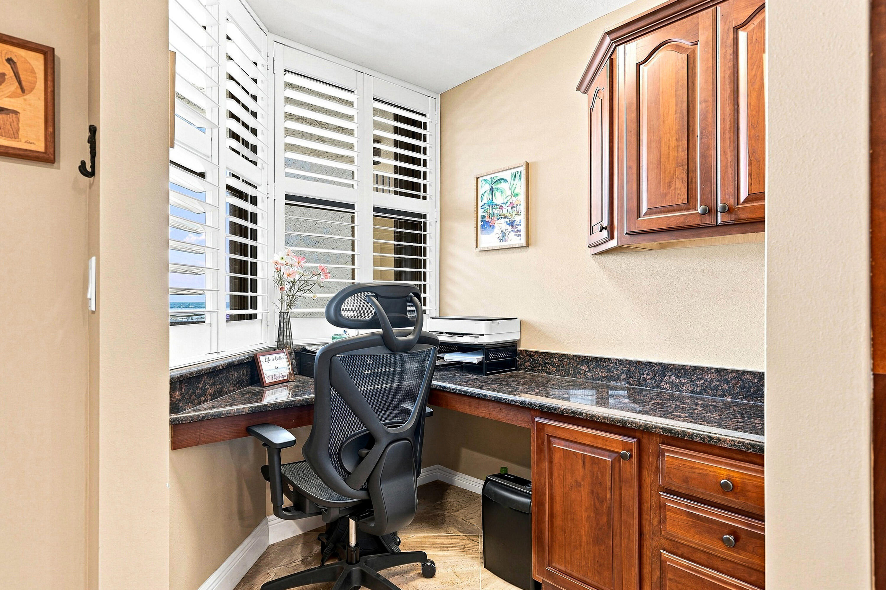 9550 S Ocean Drive 1702 Property Photo 12