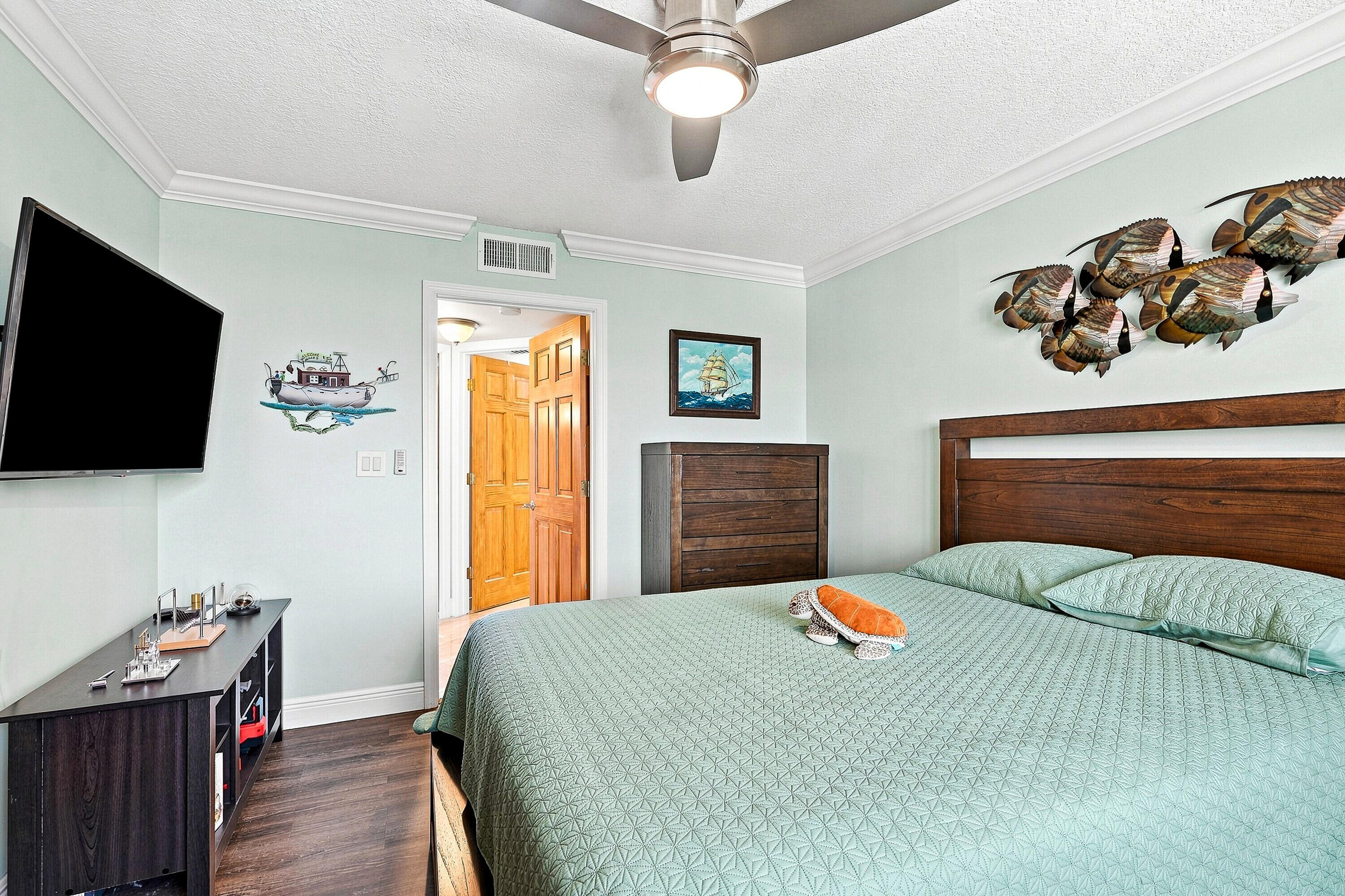 9550 S Ocean Drive 1702 Property Photo 21