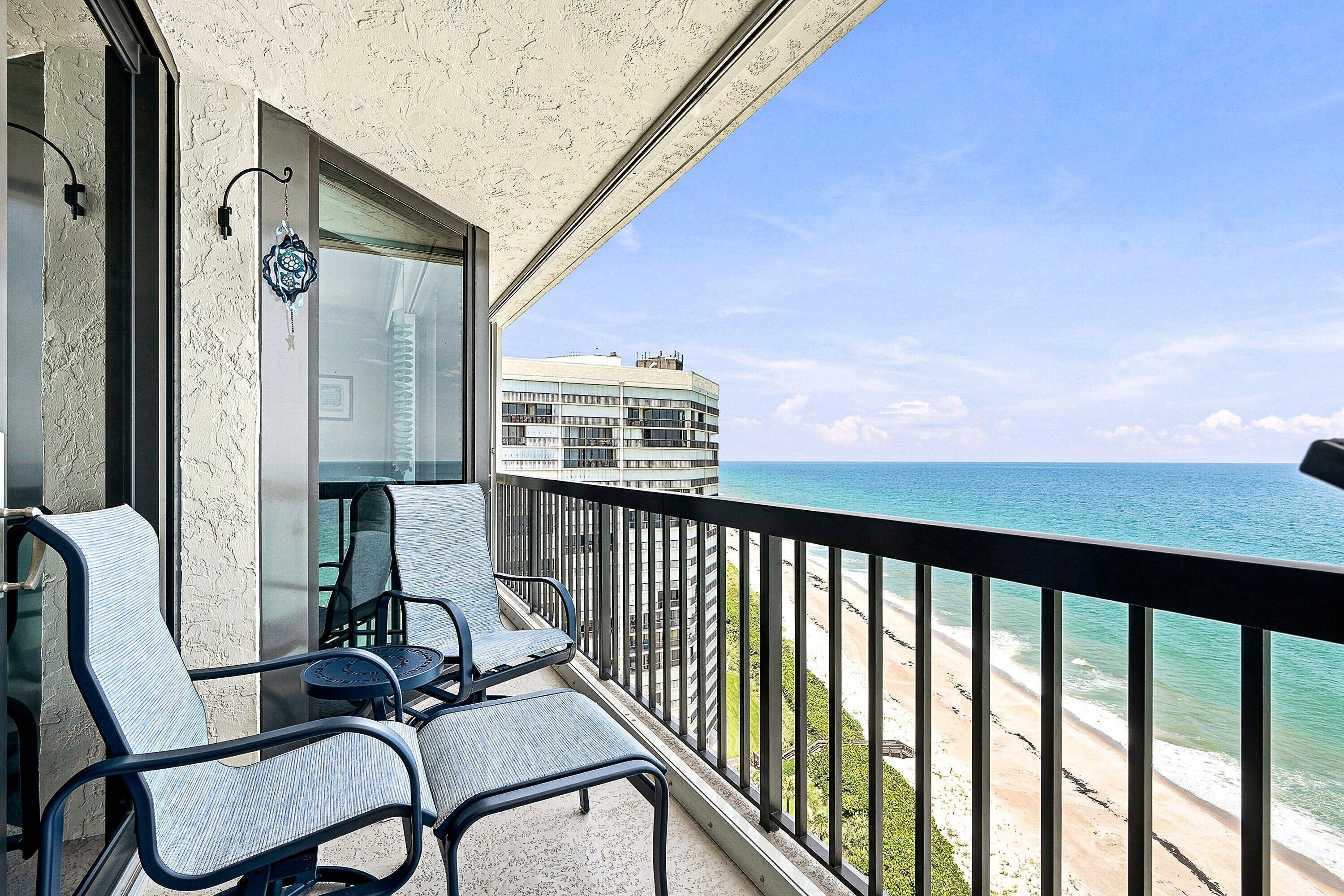 9550 S Ocean Drive 1702 Property Photo 24
