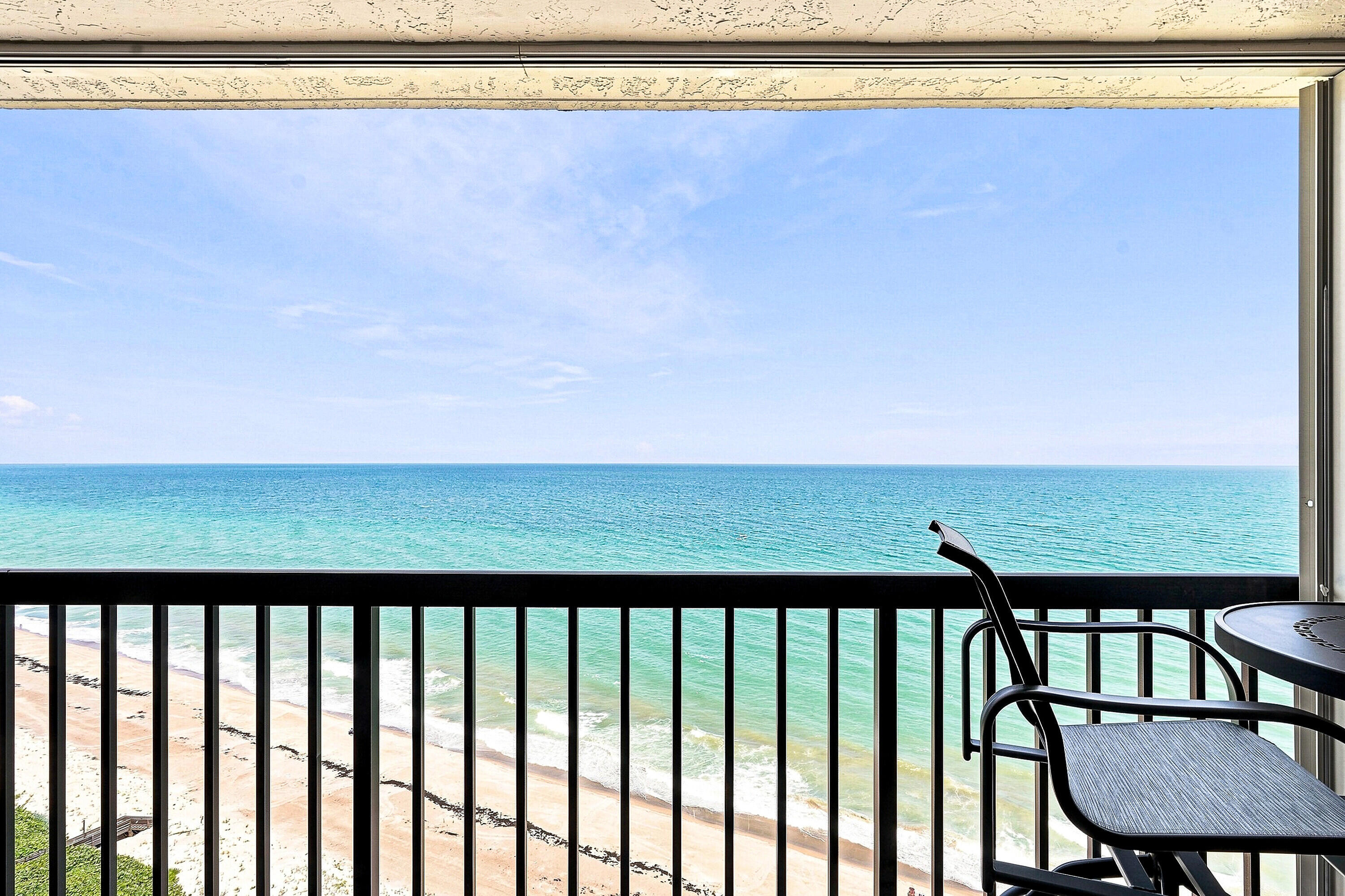 9550 S Ocean Drive 1702 Property Photo 28