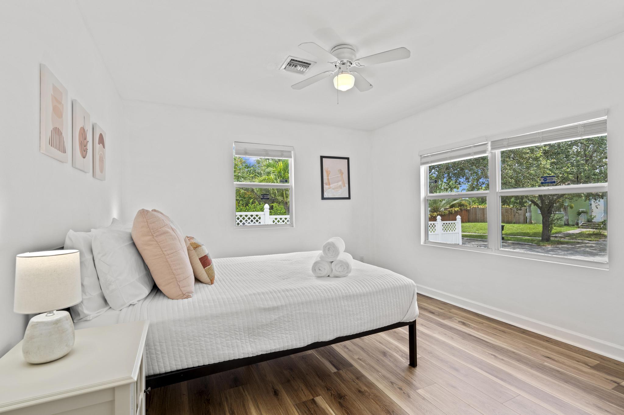 827 Nathan Hale Road Property Photo 12