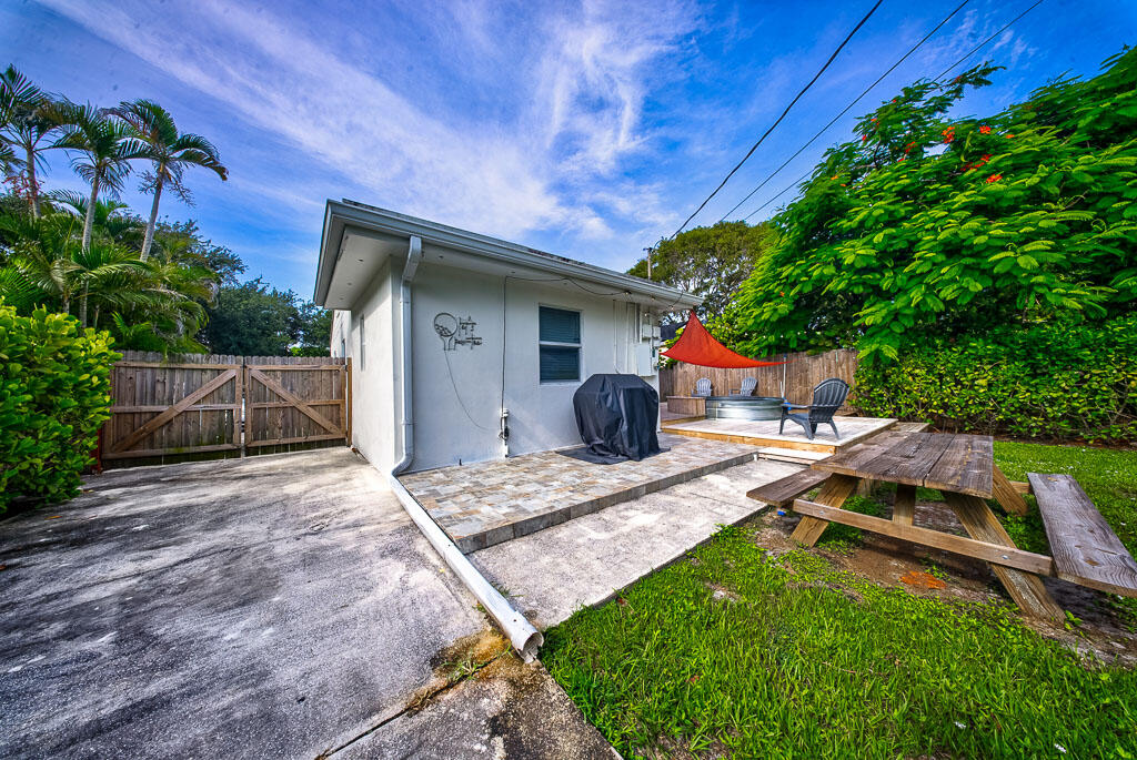 827 Nathan Hale Road Property Photo 35