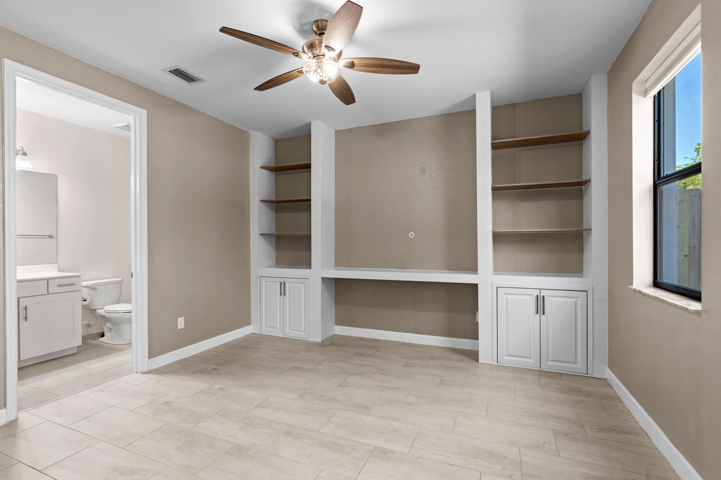 13044 Anthorne Lane Property Photo 6