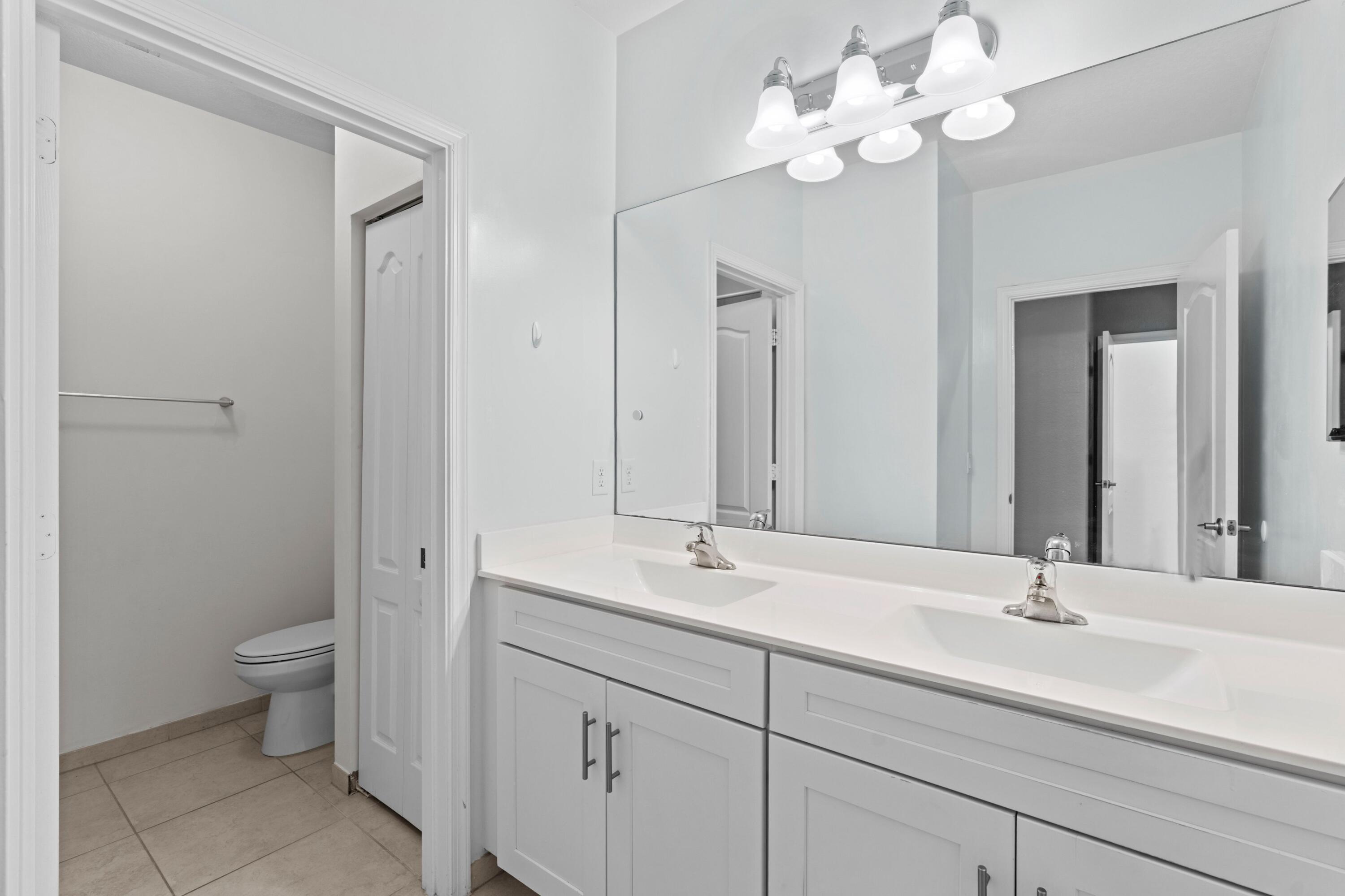 13044 Anthorne Lane Property Photo 19